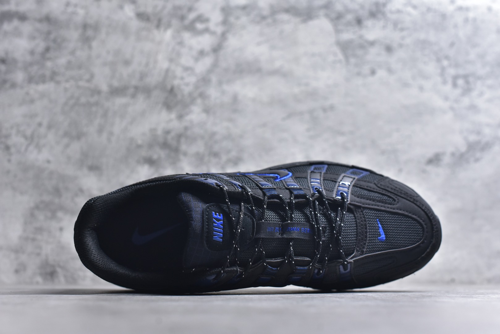 图片[4]-#NK P-6000 系列低帮复古老爹风休闲运动舒适慢跑鞋 IO1904-010 购入原鞋原装纸板楦头开发 独家私模四层组合大底 市场唯一正确版本 良心定价 新配色陆续出货 进口三文治网面 融合 Pegasus 过往运动鞋设计 助力 21 世纪早期跑步运动跃升时尚新高度 采用透气网眼布、运动风格线条和耐穿覆面 兼具吸睛外观和舒适感受 中底泡绵以田径赛道为灵感 打造厚实设计 缔造出众缓震性能 尺码：36 36.5 37.5 38 38.5 39 40 40.5 41 42 42.5 43 44 44.5 45-选品中心