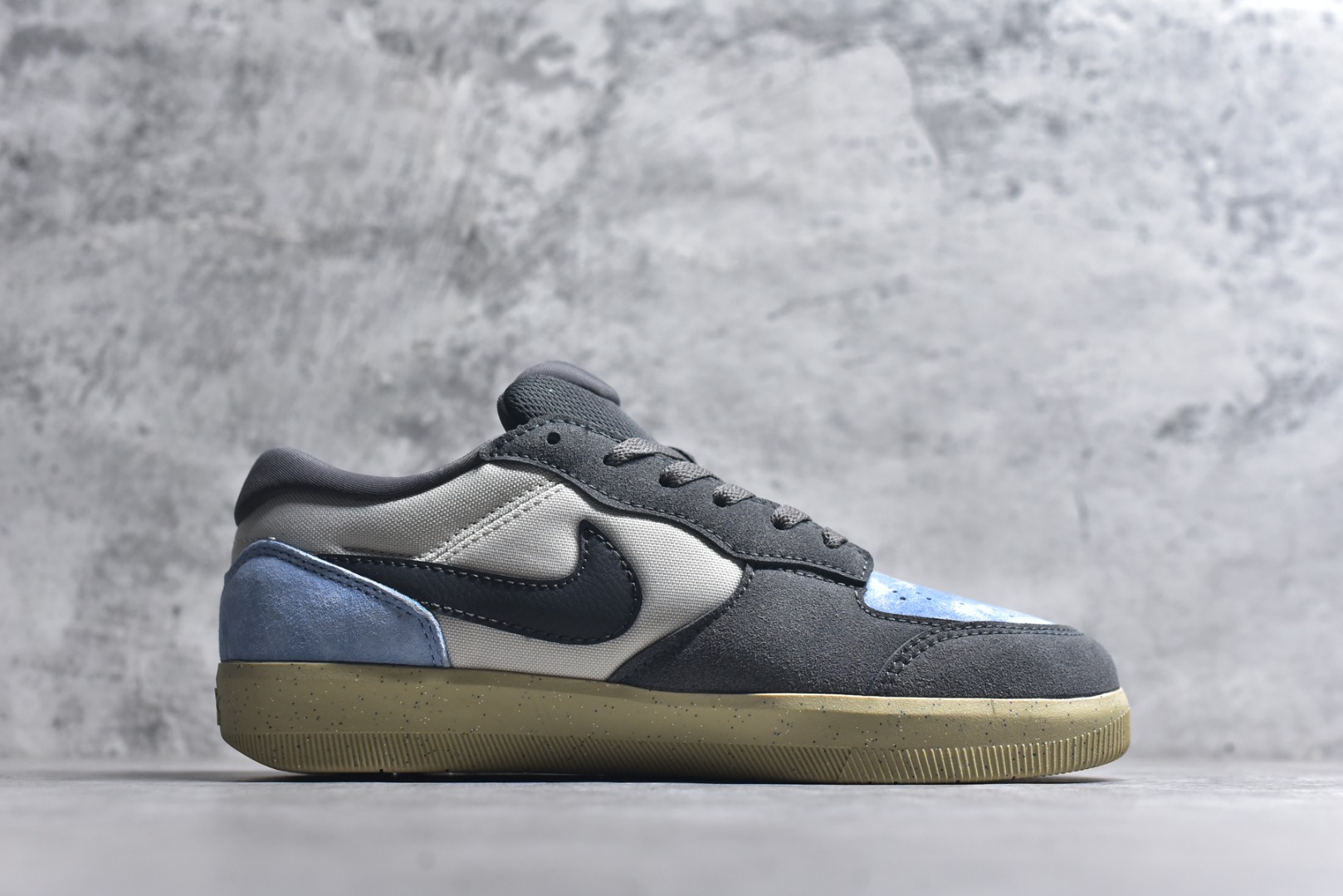 图片[3]-#NK SB Force 58 空军58系列低帮休闲运动滑板板鞋 DV5477-102 鞋面由帆布和麂皮拼接 层次感丰富 搭配硫化外底 耐磨耐穿 鞋舌及中底后跟处饰有SB Logo 表明鞋款身份 采用包边设计 经久耐穿 硫化结构则有效提升灵活性 穿上这款全新推出的创意力作 助你耀动街头 尺码：36 36.5 37.5 38 38.5 39 40 40.5 41 42 42.5 43 44 45-选品中心