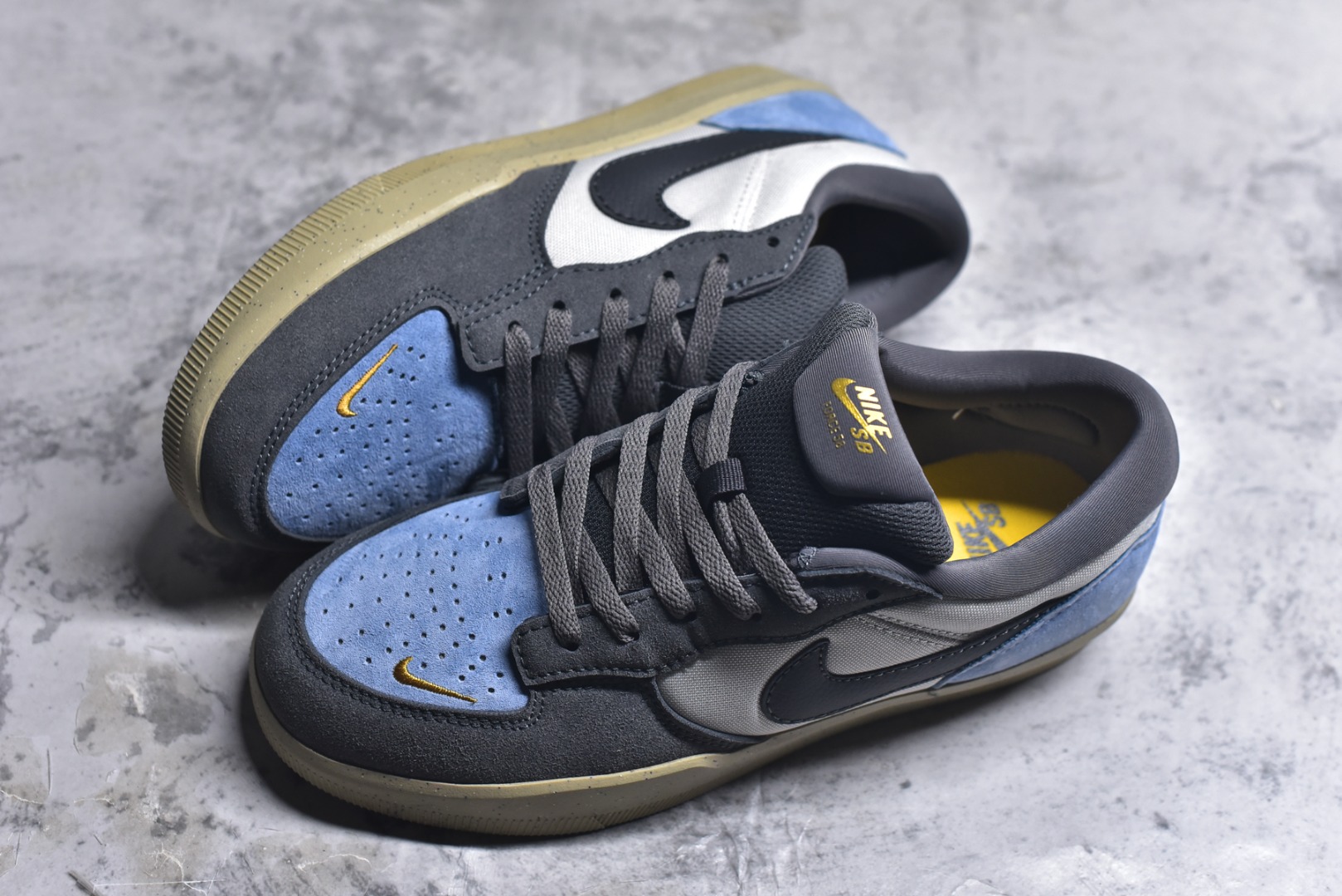 图片[7]-#NK SB Force 58 空军58系列低帮休闲运动滑板板鞋 DV5477-102 鞋面由帆布和麂皮拼接 层次感丰富 搭配硫化外底 耐磨耐穿 鞋舌及中底后跟处饰有SB Logo 表明鞋款身份 采用包边设计 经久耐穿 硫化结构则有效提升灵活性 穿上这款全新推出的创意力作 助你耀动街头 尺码：36 36.5 37.5 38 38.5 39 40 40.5 41 42 42.5 43 44 45-选品中心