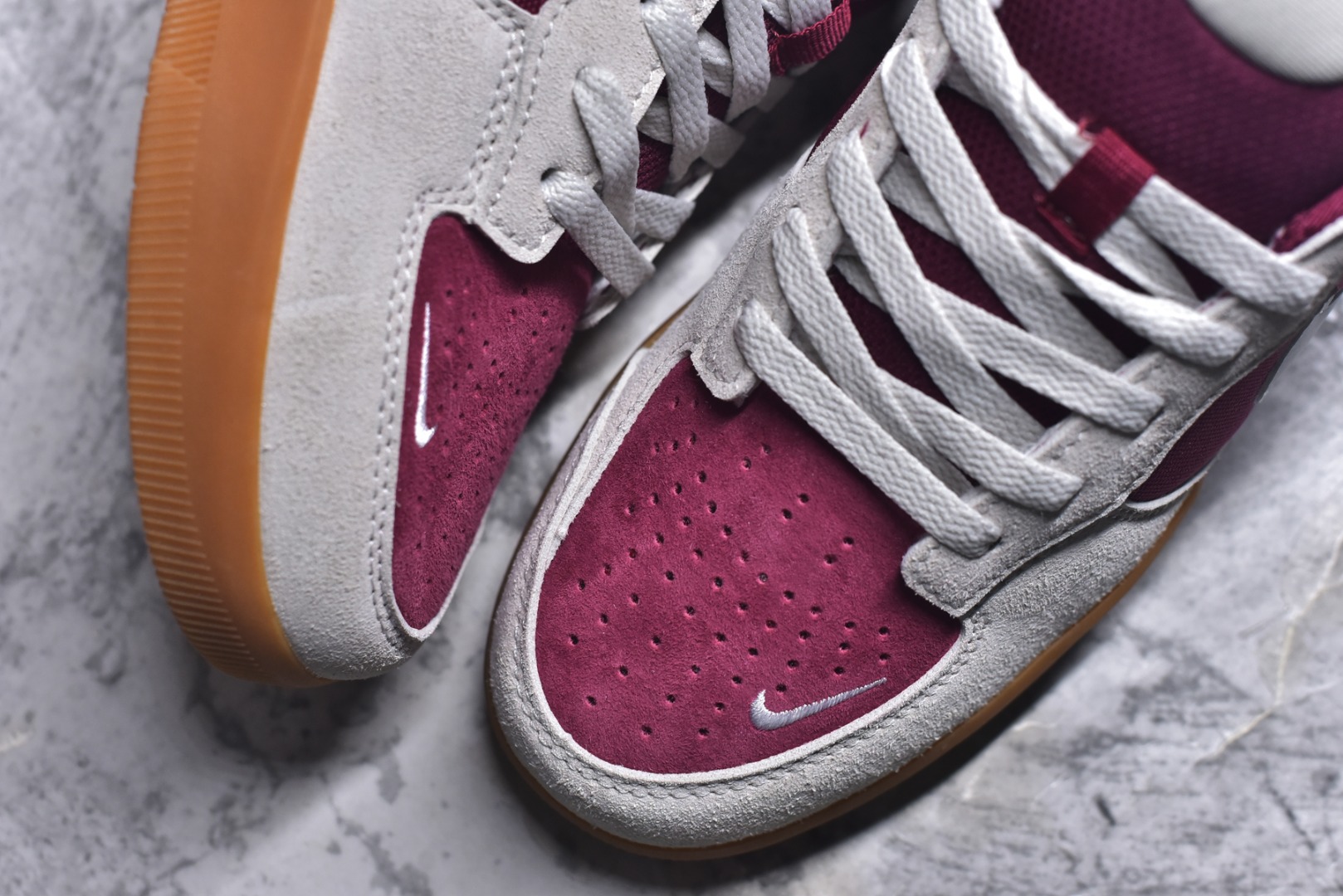 图片[8]-#NK SB Force 58 空军58系列低帮休闲运动滑板板鞋 DV5477-601 鞋面由帆布和麂皮拼接 层次感丰富 搭配硫化外底 耐磨耐穿 鞋舌及中底后跟处饰有SB Logo 表明鞋款身份 采用包边设计 经久耐穿 硫化结构则有效提升灵活性 穿上这款全新推出的创意力作 助你耀动街头 尺码：36 36.5 37.5 38 38.5 39 40 40.5 41 42 42.5 43 44 45-选品中心