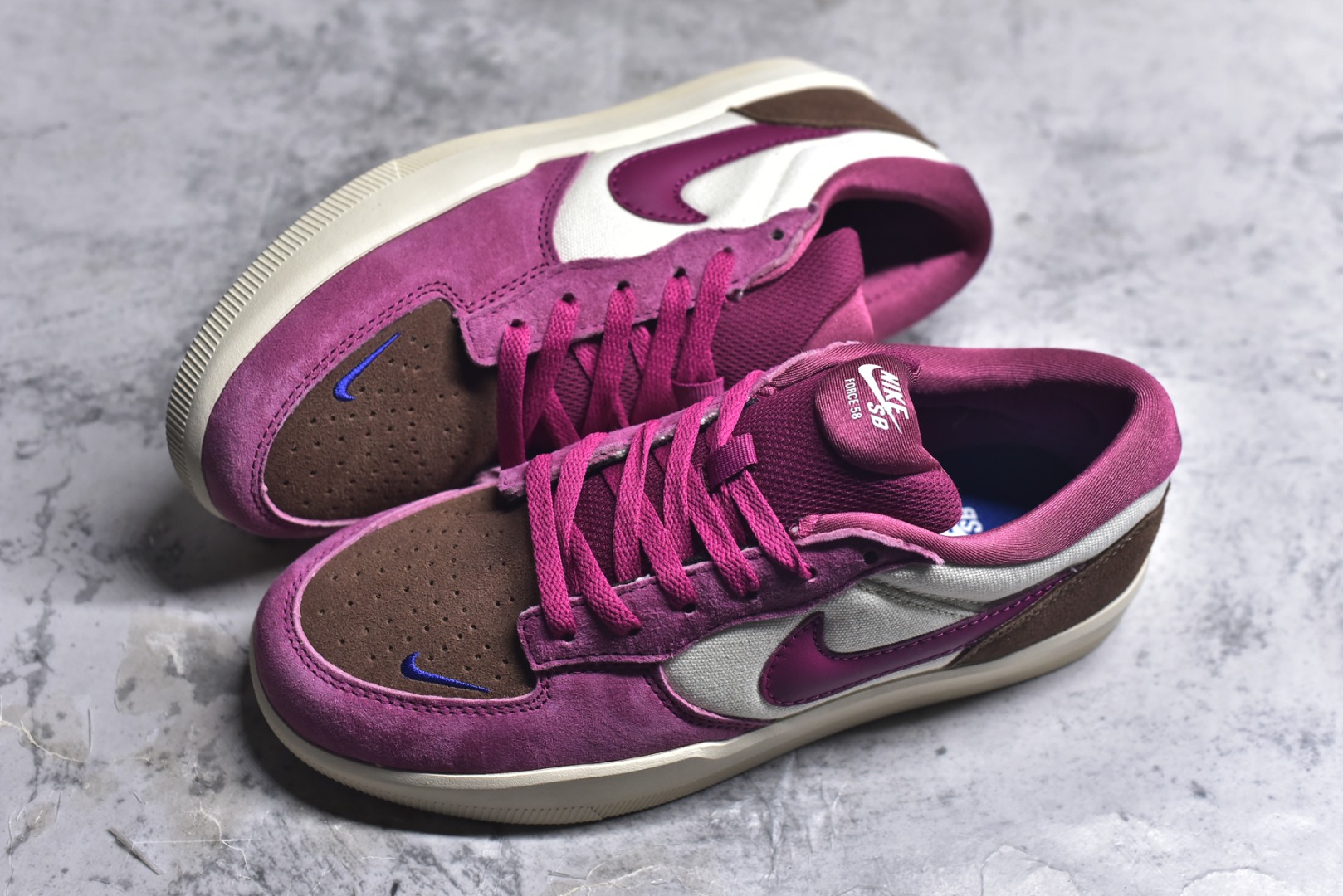 图片[7]-#NK SB Force 58 空军58系列低帮休闲运动滑板板鞋 DV5477-104 鞋面由帆布和麂皮拼接 层次感丰富 搭配硫化外底 耐磨耐穿 鞋舌及中底后跟处饰有SB Logo 表明鞋款身份 采用包边设计 经久耐穿 硫化结构则有效提升灵活性 穿上这款全新推出的创意力作 助你耀动街头 尺码：36 36.5 37.5 38 38.5 39 40 40.5 41 42 42.5 43 44 45-选品中心