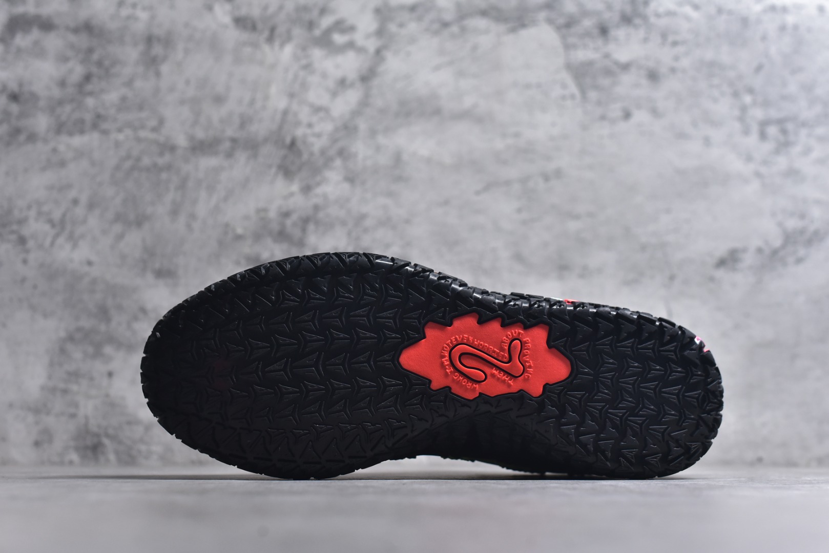 图片[6]-#灭世/Max NK Ja 3 Scratch EP 莫兰特三代柔软舒适防滑耐磨透气支撑轻便低帮篮球鞋 黑武士 IM0464-001 2024『压轴』后卫实战旗舰 圣枪腰王 重磅革新登场🌪 🔝历时5个月！全力打造 科比➕欧文系列 综合体 ！Pt实战体验天花板上限 再度提高🔝 ✅【顶配缓震】独家革新搭载 前掌5mm TURBO气垫 兼具贴地与缓震！（正品仅长方形小气垫）➕后掌大马蹄14mm厚 气垫 提高后掌缓震极限 （正品后掌无气垫） ✅【顶级抗扭】 搭载硬度65HC 发泡中底框架 ➕高强度中足抗扭片 革新升级 赛事级抗扭水平！独此一家 ✅【顶级支撑】鞋身侧向包裹 双层补强层 200斤以上选手 也可驾驭（正品仅一层）对比市场货品偷工减料 不可同日而语！ ✅气垫气压上脚即可感受！后掌鞋垫掀开可见气垫轮廓（谨防窜货） 鞋底止滑配方 无需磨合 原地起飞🛫 NK年度后卫旗舰 独家革新升级 『口碑源自专业 实力来源于专注』 真灭世纯原 切勿被市场仿冒吊牌挂羊头卖狗肉 尺码：39-46 正码正拍-选品中心