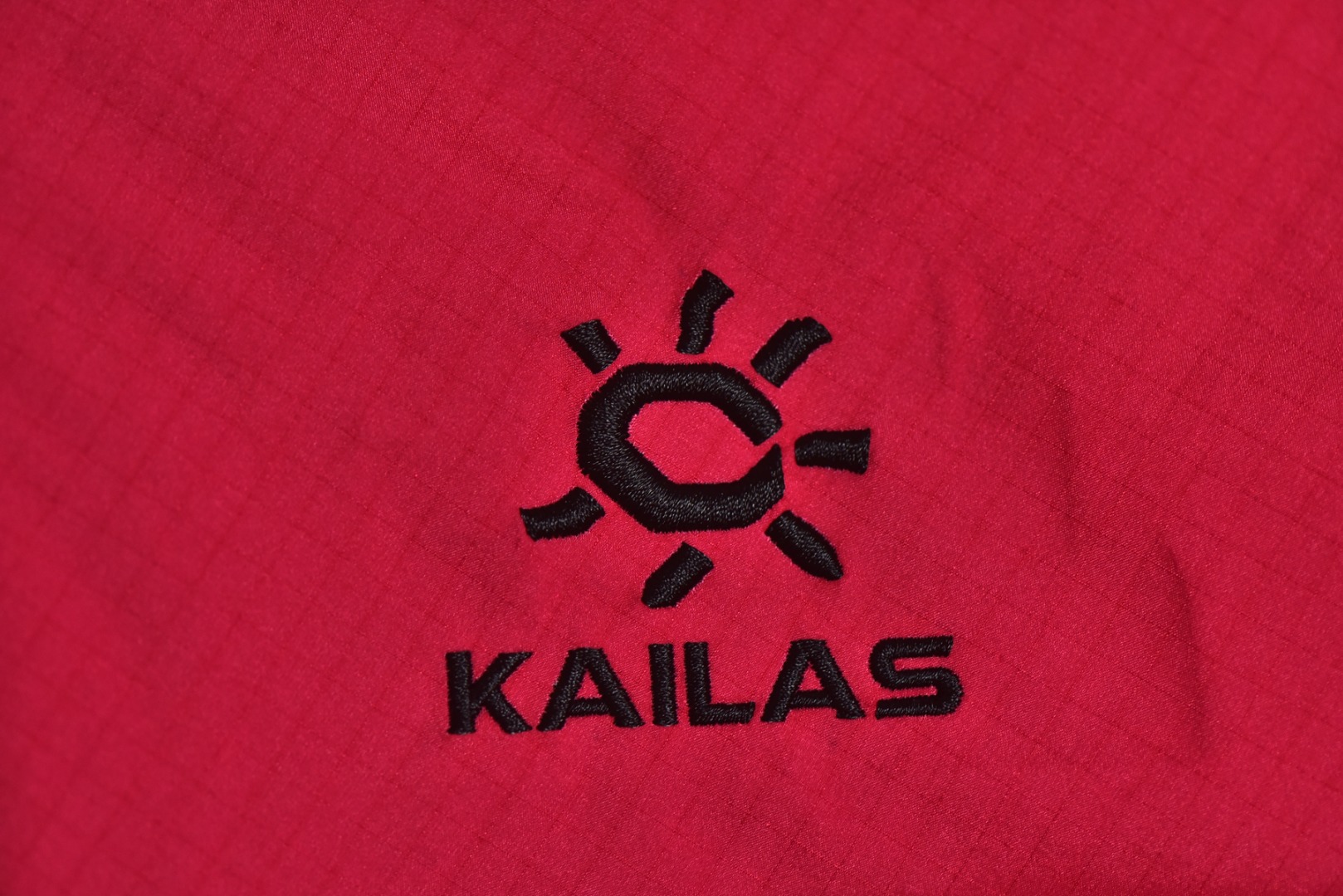 图片[3]-#凯乐石KAILAS阿斯本 运动户外透气硬壳羽绒服系列❗️ 现货供应 全年售后❗️ 温馨提示❗️（只做高端产品） DF巅峰 踏上巅峰❗️ 货号：KG2443131005-650 颜色：黑色.绿色.灰色.红色 尺码：XS.S.M.L.XL.XXL-选品中心