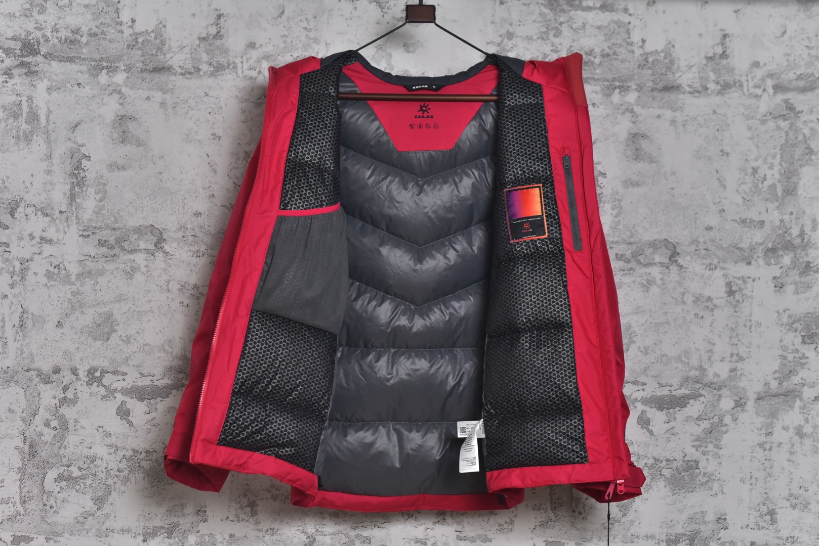 图片[9]-#凯乐石KAILAS阿斯本 运动户外透气硬壳羽绒服系列❗️ 现货供应 全年售后❗️ 温馨提示❗️（只做高端产品） DF巅峰 踏上巅峰❗️ 货号：KG2443131005-650 颜色：黑色.绿色.灰色.红色 尺码：XS.S.M.L.XL.XXL-选品中心