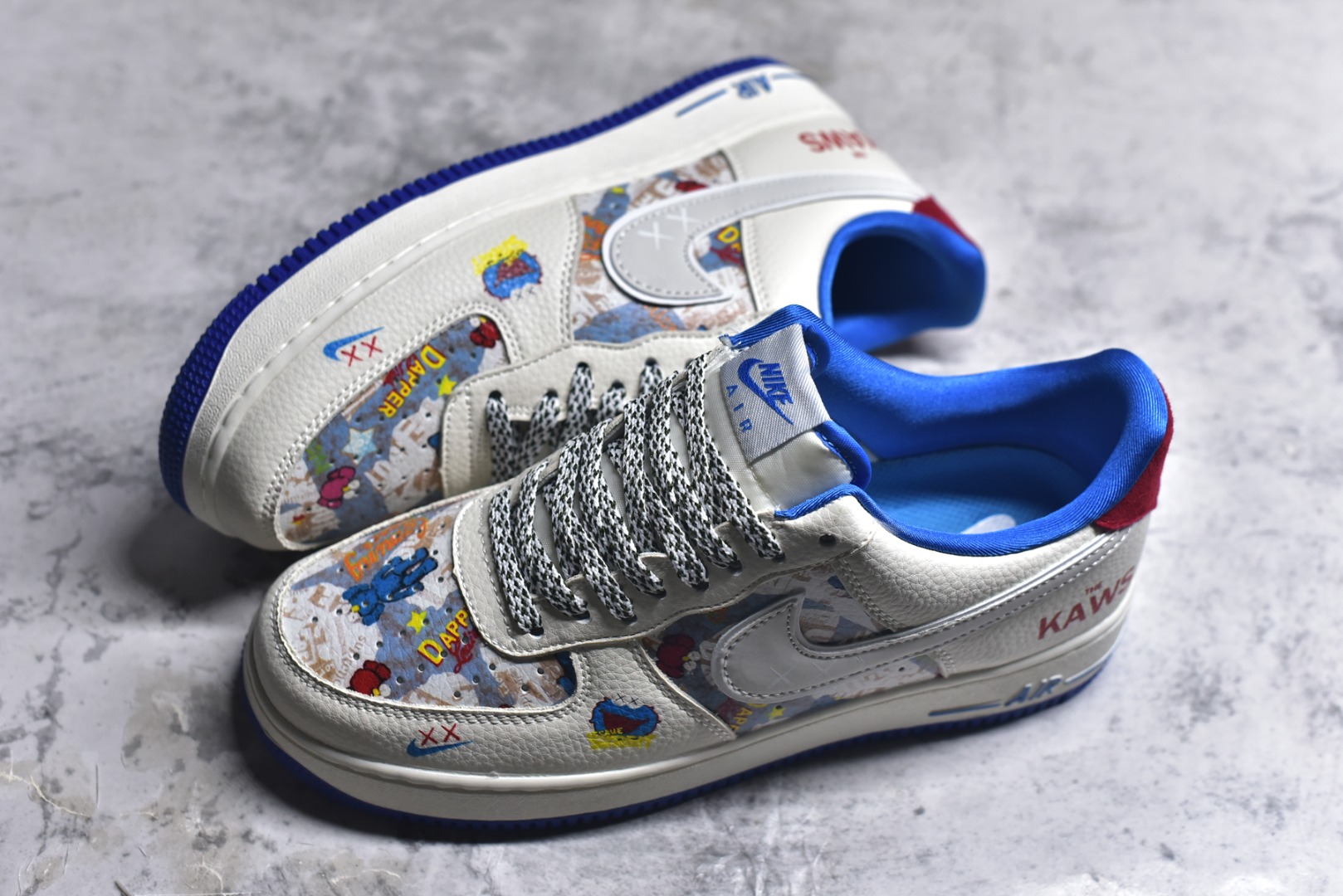 图片[7]-#海外限量发售！公司级NIke Air Force 1 \’07 Low “KAWS联名——多彩涂鸦”空军一号 低帮 运动鞋 休闲鞋 折边针车 工艺难度大 原楦头原纸板 原装鞋盒 定制五金配件 内置全掌气垫 原厂鞋底 货号：SY1388-017 尺码：36 36.5 37.5 38 38.5 39 40 40.5 41 42 42.5 43 44 44.5 45-选品中心
