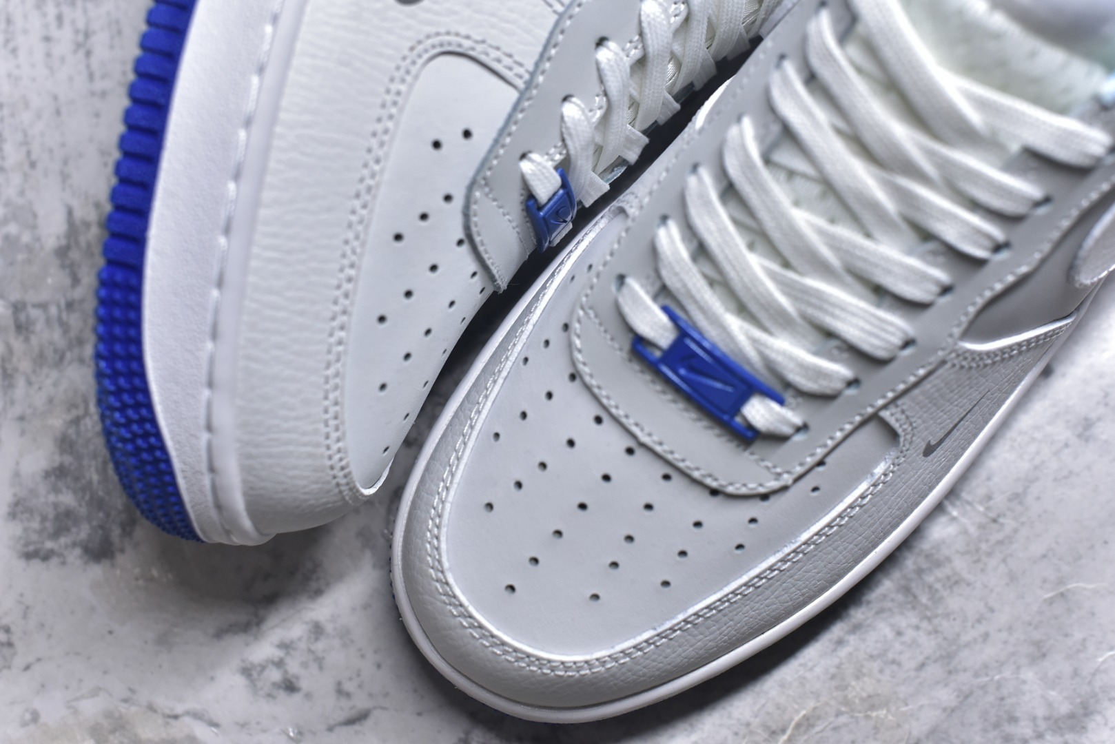 图片[8]-#Nike Air Force 1 Low 空军一号低帮运动休闲板鞋 原楦头原纸板 打造纯正空军版型#专注外贸渠道 全掌内置蜂窝气垫 #原盒配件 原厂中底钢印、拉帮完美 货号：FB1844-111 尺码：36 36.5 37.5 38 38.5 39 40 40.5 41 42 42.5 43 44 44.5 45-选品中心