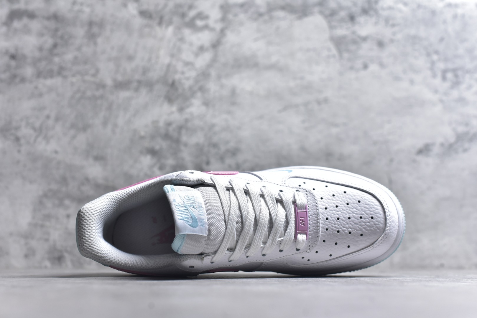 图片[4]-#Nike Air Force 1 Low 空军一号低帮运动休闲板鞋 原楦头原纸板 打造纯正空军版型#专注外贸渠道 全掌内置蜂窝气垫 #原盒配件 原厂中底钢印、拉帮完美 货号：IH0640-161 尺码：36 36.5 37.5 38 38.5 39 40 40.5 41 42 42.5 43 44 44.5 45-选品中心