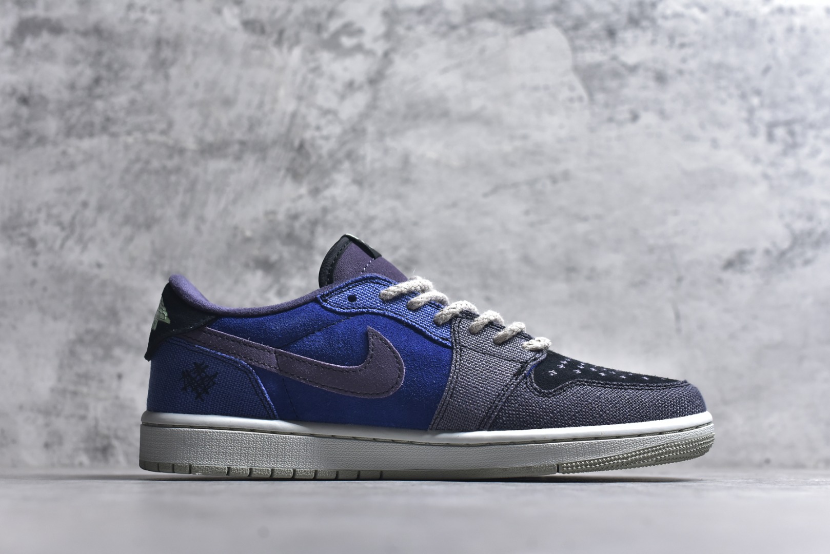 图片[3]-#Air Jordan AJ1 Low 低帮 IH2309-500 终端优势供应 市面中低帮最具代表性版本没有之一 口碑大厂出品 品控大底版型不断改良更新 全套原纸板楦头开发 确保原汁原味 完美呈现版型 完美零毛边处理 原厂内置全掌气垫 价格定位良心 平台专用代工流水线出品 一眼公司既视感 拿到手的一瞬间就与众不同 碾压市面所有版本 全部原鞋开发 每一个配色都会采购原鞋确认细节 打破市面看图做货无好货之说 尺码：35.5 36 36.5 37.5 38 38.5 39 40 40.5 41 42 42.5 43 44 44.5 45 46-选品中心