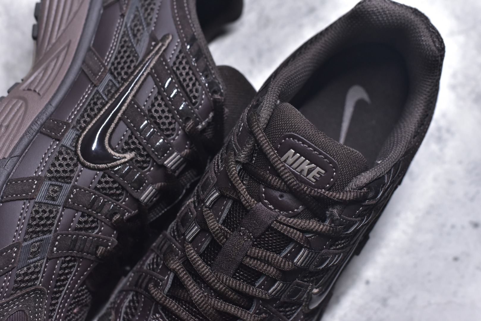 图片[9]-#NK P-6000 系列低帮复古老爹风休闲运动舒适慢跑鞋 HF0015-204 购入原鞋原装纸板楦头开发 独家私模四层组合大底 市场唯一正确版本 良心定价 新配色陆续出货 进口三文治网面 融合 Pegasus 过往运动鞋设计 助力 21 世纪早期跑步运动跃升时尚新高度 采用透气网眼布、运动风格线条和耐穿覆面 兼具吸睛外观和舒适感受 中底泡绵以田径赛道为灵感 打造厚实设计 缔造出众缓震性能 尺码：36 36.5 37.5 38 38.5 39 40 40.5 41 42 42.5 43 44 44.5 45-选品中心