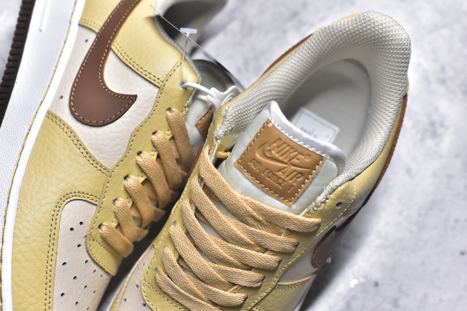 图片[9]-#Nike Air Force 1 Low Ale Brown 啤酒棕 原楦头原纸板 打造纯正空军版型 专注外贸渠道 全掌内置蜂窝气垫 #原盒配件 原厂中底钢印、拉帮完美 货号：DQ7660 200B 尺码：36 36.5 37.5 38 38.5 39 40 40.5 41 42 42.5 43 44 44.5 45-选品中心