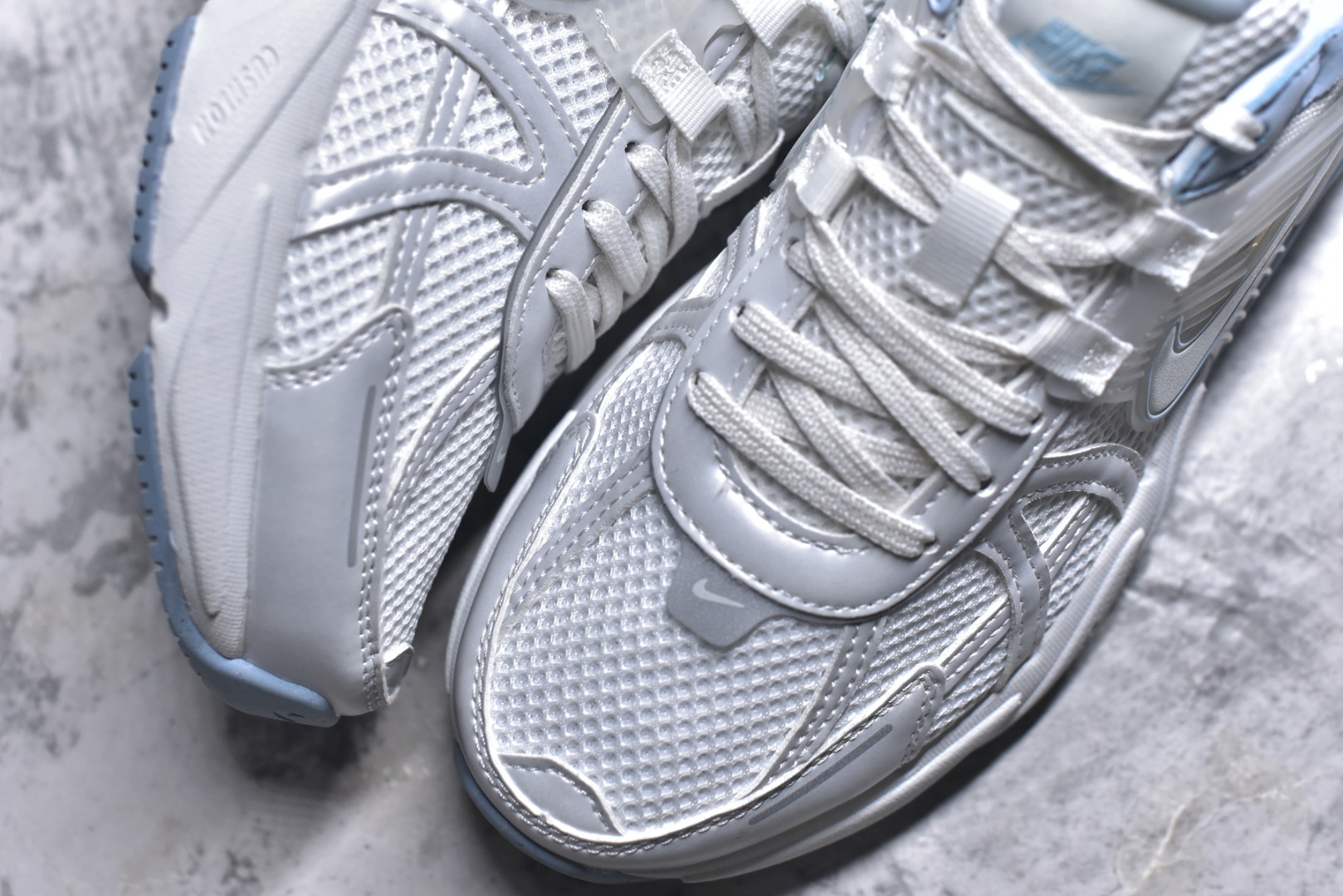 图片[8]-#V2K 灰兰 FD0736-009 男女鞋 35.5 36 36.5 37.5 38 38.5 39 40 40.5 41 42 42.5 43 44 44.5 45 46-选品中心