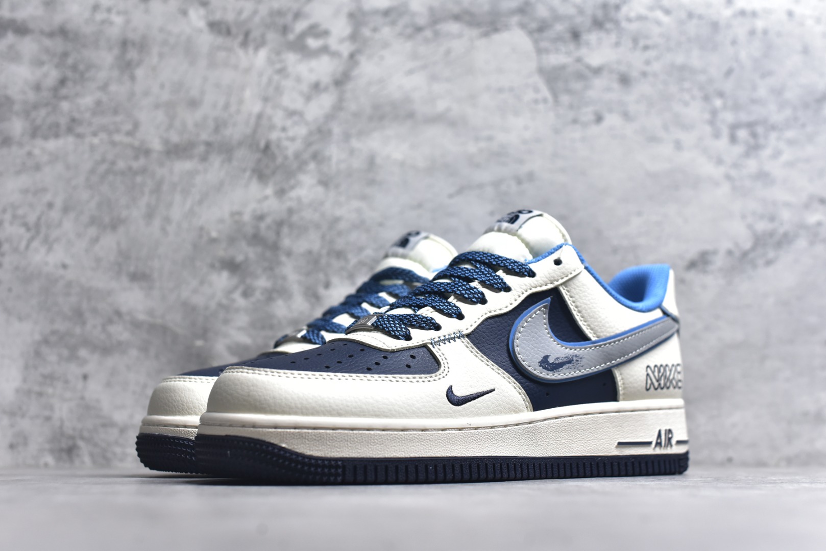 图片[2]-#Nike Air Force 1\’07 Low 米蓝拼接 空军一号低帮休闲板鞋 JP8028-067 #原楦头原纸板 原装鞋盒 定制五金配件 内置全掌气垫 原厂鞋底 尺码：36 36.5 37.5 38 38.5 39 40 40.5 41 42 42.5 43 44 44.5 45 9.D4-选品中心