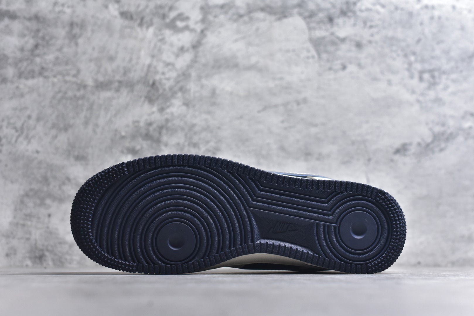 图片[6]-#Nike Air Force 1\’07 Low 米蓝拼接 空军一号低帮休闲板鞋 JP8028-067 #原楦头原纸板 原装鞋盒 定制五金配件 内置全掌气垫 原厂鞋底 尺码：36 36.5 37.5 38 38.5 39 40 40.5 41 42 42.5 43 44 44.5 45 9.D4-选品中心