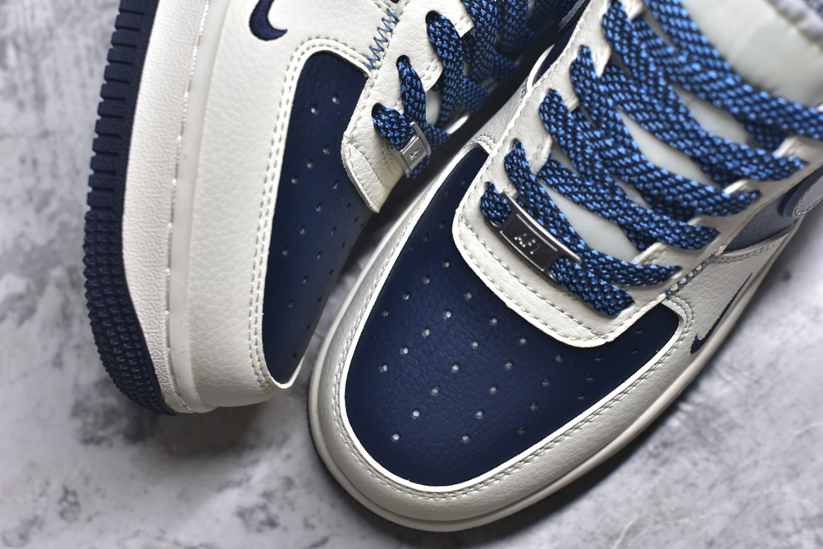 图片[8]-#Nike Air Force 1\’07 Low 米蓝拼接 空军一号低帮休闲板鞋 JP8028-067 #原楦头原纸板 原装鞋盒 定制五金配件 内置全掌气垫 原厂鞋底 尺码：36 36.5 37.5 38 38.5 39 40 40.5 41 42 42.5 43 44 44.5 45 9.D4-选品中心