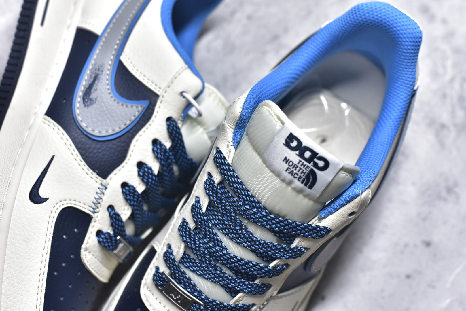 图片[9]-#Nike Air Force 1\’07 Low 米蓝拼接 空军一号低帮休闲板鞋 JP8028-067 #原楦头原纸板 原装鞋盒 定制五金配件 内置全掌气垫 原厂鞋底 尺码：36 36.5 37.5 38 38.5 39 40 40.5 41 42 42.5 43 44 44.5 45 9.D4-选品中心