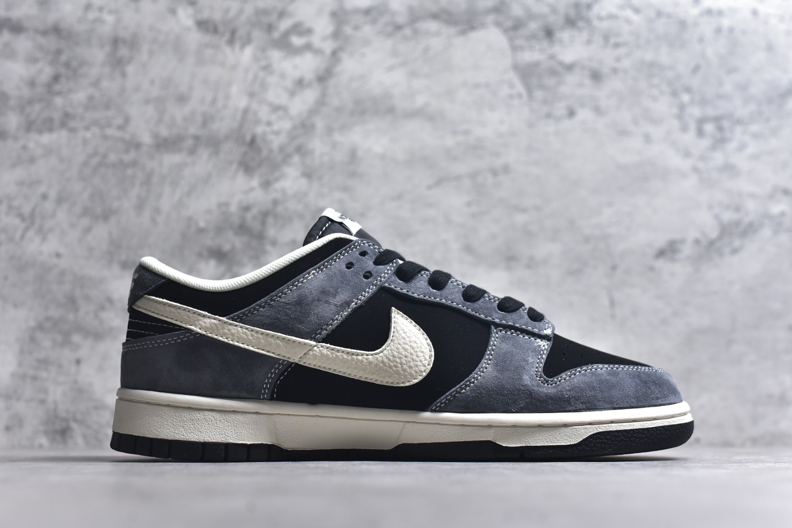 图片[3]-#Nike SB Dunk Low 北面联名 灰黑猪八革 周年高端定制 低帮休闲板鞋 DN3168-006 #定制鞋盒 大厂纯原品质出货 超高清洁度 皮料切割干净无任何毛边 细节完美 尺码：36 36.5 37.5 38 38.5 39 40 40.5 41 42 42.5 43 44 44.5 45 9.E5-选品中心