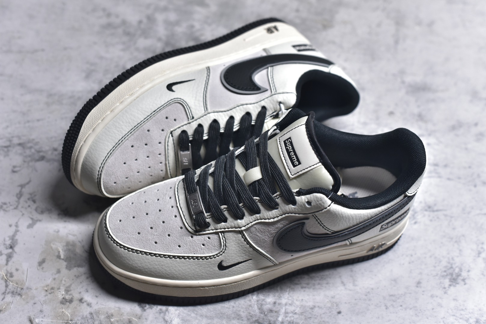 图片[7]-#海外限量发售！公司级NIke Air Force 1 \’07 Low “Supreme联名–米白灰猪八”空军一号 低帮 运动鞋 休闲鞋 折边针车 工艺难度大 原楦头原纸板 原装鞋盒 定制五金配件 内置全掌气垫 原厂鞋底 货号：XZ6188-018 尺码：36 36.5 37.5 38 38.5 39 40 40.5 41 42 42.5 43 44 44.5 45-选品中心