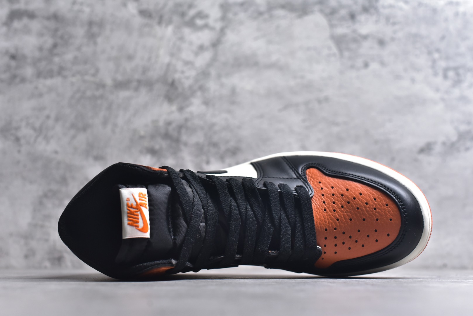 图片[4]-#Jordan Air Jordan 1 Shattered Backboard扣碎 2025复刻版 白黑橙 货号：DZ5485-008 尺码：36 36.5 37.5 38 38.5 39 40 40.5 41 42 42.5 43 44 44.5 45 46 46.5 47.5-选品中心