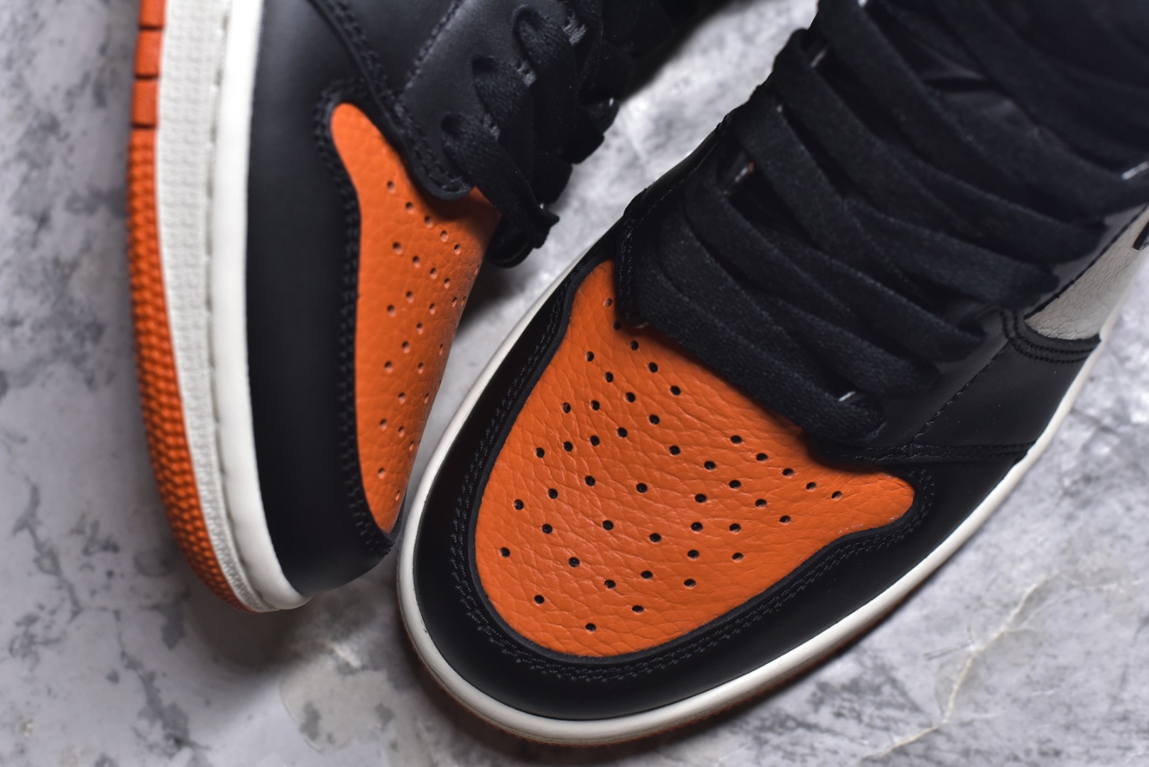 图片[8]-#Jordan Air Jordan 1 Shattered Backboard扣碎 2025复刻版 白黑橙 货号：DZ5485-008 尺码：36 36.5 37.5 38 38.5 39 40 40.5 41 42 42.5 43 44 44.5 45 46 46.5 47.5-选品中心