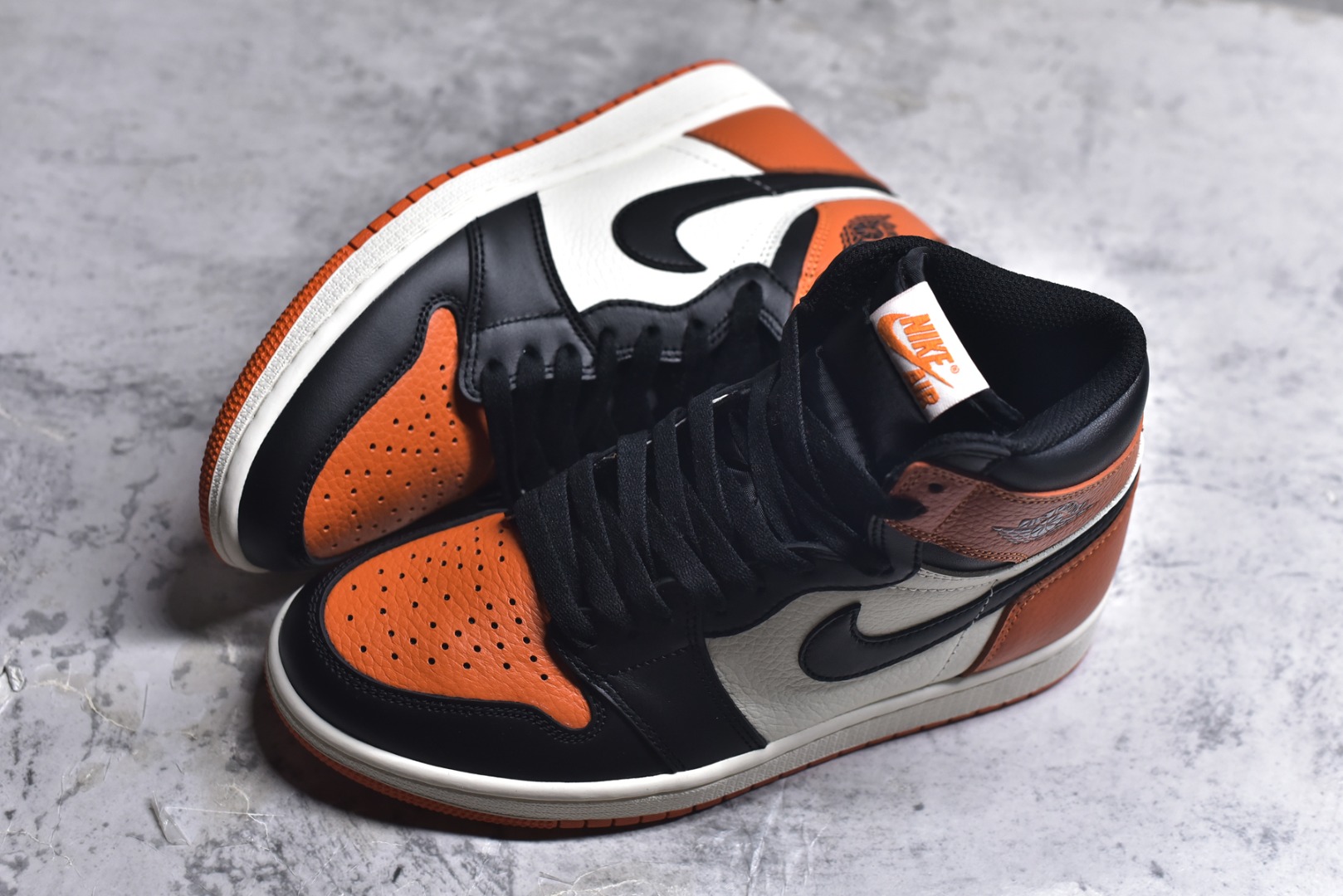 图片[7]-#Jordan Air Jordan 1 Shattered Backboard扣碎 2025复刻版 白黑橙 货号：DZ5485-008 尺码：36 36.5 37.5 38 38.5 39 40 40.5 41 42 42.5 43 44 44.5 45 46 46.5 47.5-选品中心