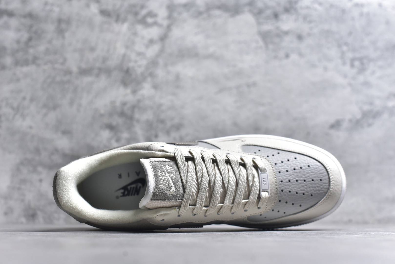 图片[4]-#Nike Air Force 1 Low 07 空军一号低帮板鞋 原楦头原纸板 打造纯正空军版型 专注外贸渠道 全掌内置蜂窝气垫 原盒配件 原厂中底钢印、拉帮完美 货号：FB8483-100 尺码：36-45-选品中心