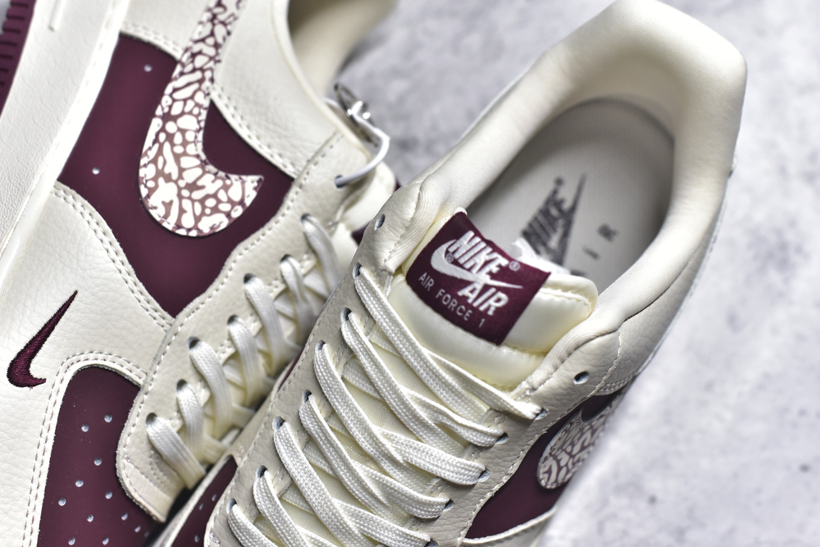 图片[9]-#NIke Air Force 1 \’07 Low “Supreme联名——米酒红”空军一号 低帮 运动鞋 休闲鞋 折边针车 工艺难度大 原楦头原纸板 原装鞋盒 定制五金配件 内置全掌气垫 原厂鞋底 货号：KK1988-070 尺码：36 36.5 37.5 38 38.5 39 40 40.5 41 42 42.5 43 44 44.5 45-选品中心