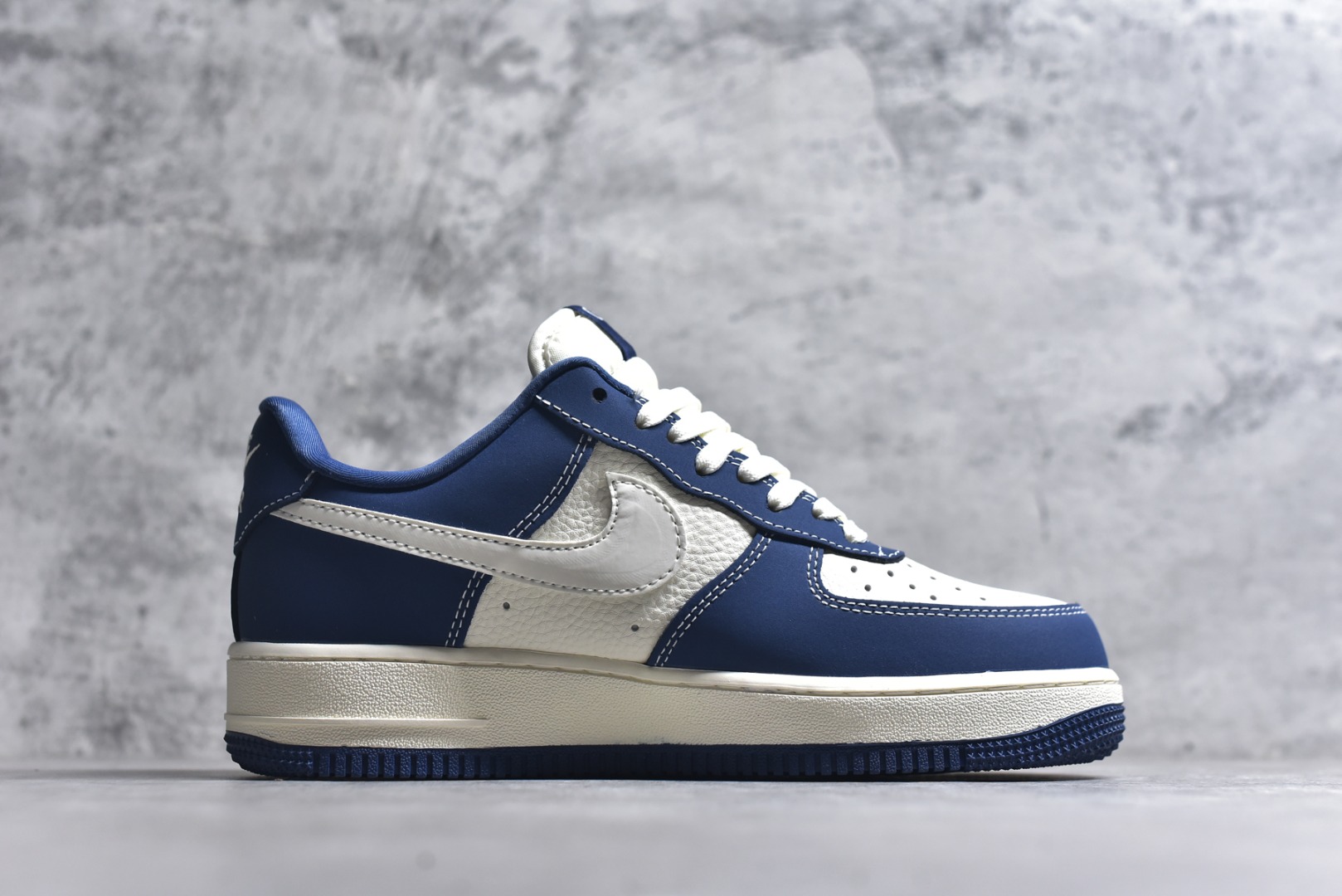 图片[3]-#NIke Air Force 1 \’07 Low “古驰联名——海涛蓝”空军一号 低帮 运动鞋 休闲鞋 折边针车 工艺难度大 原楦头原纸板 原装鞋盒 定制五金配件 内置全掌气垫 原厂鞋底 货号：KK1988-085 尺码：36 36.5 37.5 38 38.5 39 40 40.5 41 42 42.5 43 44 44.5 45-选品中心