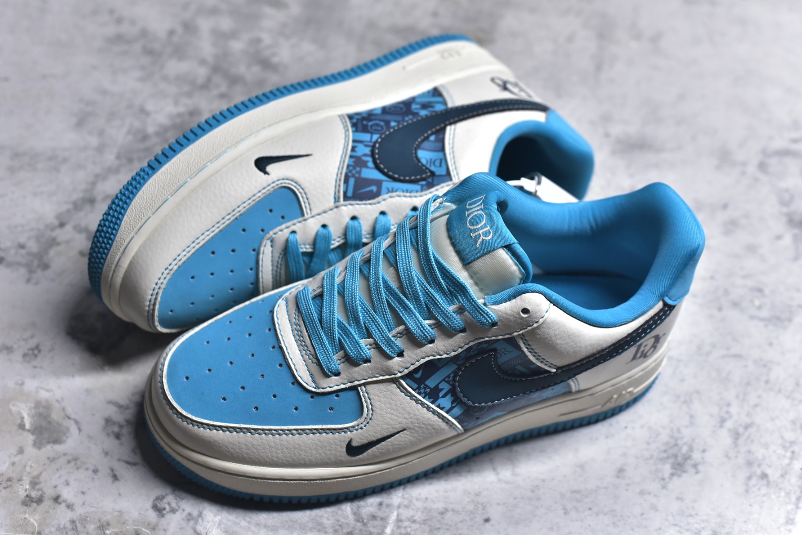 图片[7]-#NIke Air Force 1 \’07 Low “迪奥联名——石蕊蓝”空军一号 低帮 运动鞋 休闲鞋 折边针车 工艺难度大 原楦头原纸板 原装鞋盒 定制五金配件 内置全掌气垫 原厂鞋底 货号：KK1988-088 尺码：36 36.5 37.5 38 38.5 39 40 40.5 41 42 42.5 43 44 44.5 45-选品中心