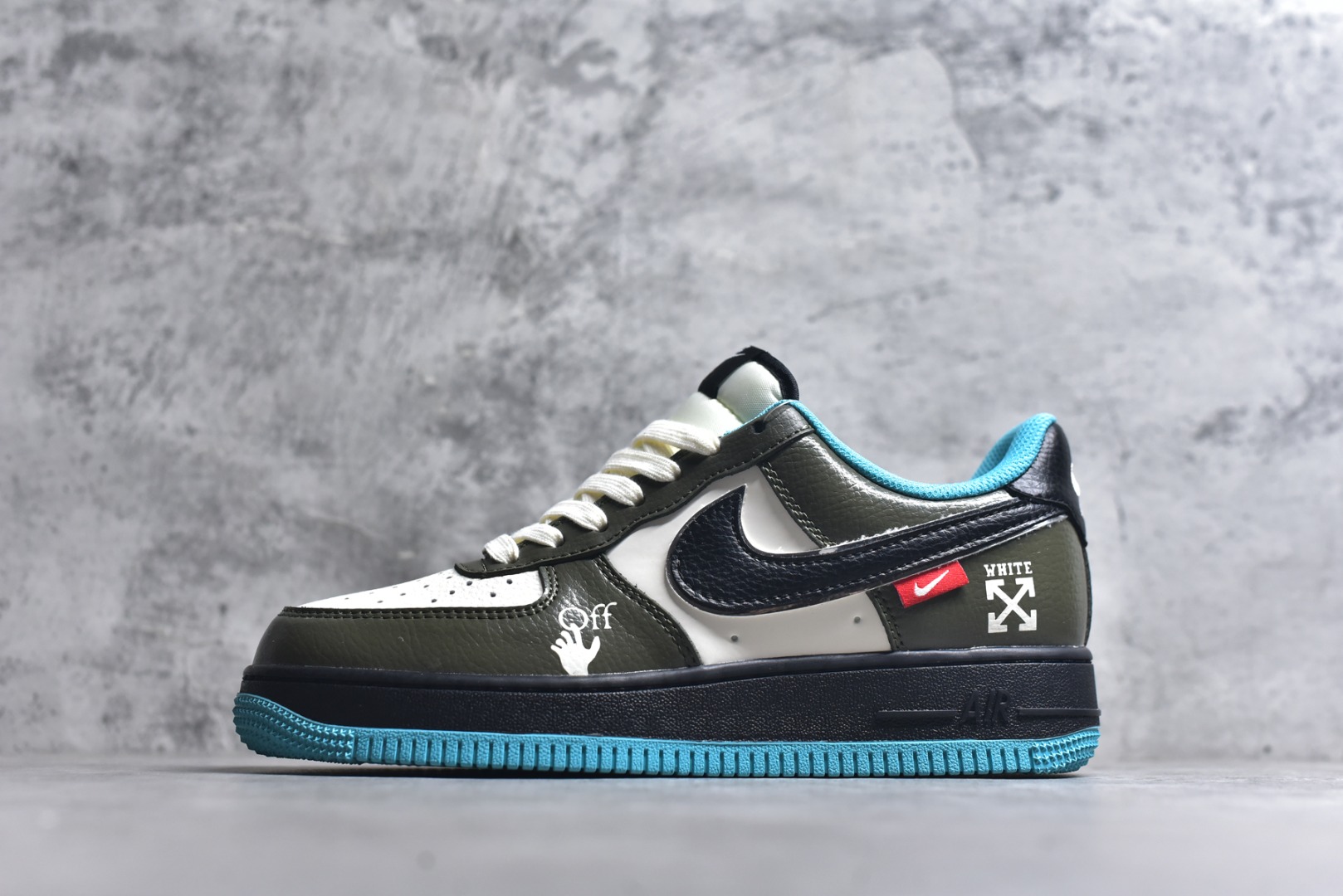 #海外限量发售！公司级Nike Air Force 1 \'07 Low “OFF-WHITE联名——双拼黑绿蓝”空军一号 低帮 运动鞋 休闲鞋 折边针车 工艺难度大 原楦头原纸板 原装鞋盒 定制五金配件 内置全掌气垫 原厂鞋底 货号：QW5836-022 尺码：36 36.5 37.5 38 38.5 39 40 40.5 41 42 42.5 43 44 44.5 45-选品中心