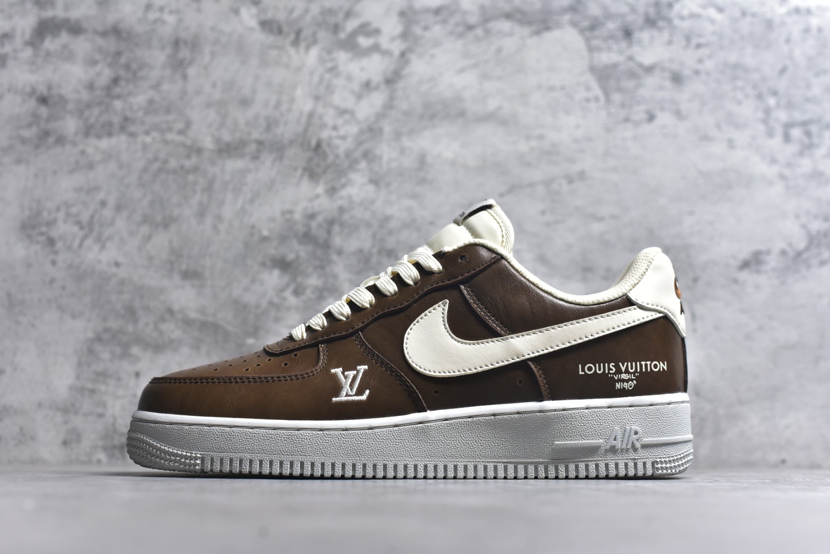 #海外限量发售!公司级NIke Air Force 1 \’07 Low “LV联名–焦糖拿铁” 空军一号低帮 运动鞋 休闲鞋 折边针车 工艺难度大 原楦头原纸板 高端定制鞋盒 原厂鞋底 超高清洁度 细节完美 货号:NH0601-587 尺码:36 36.5 37.5 38 38.5 39 40 40.5 41 42 42.5 43 44 44.5 45-选品中心