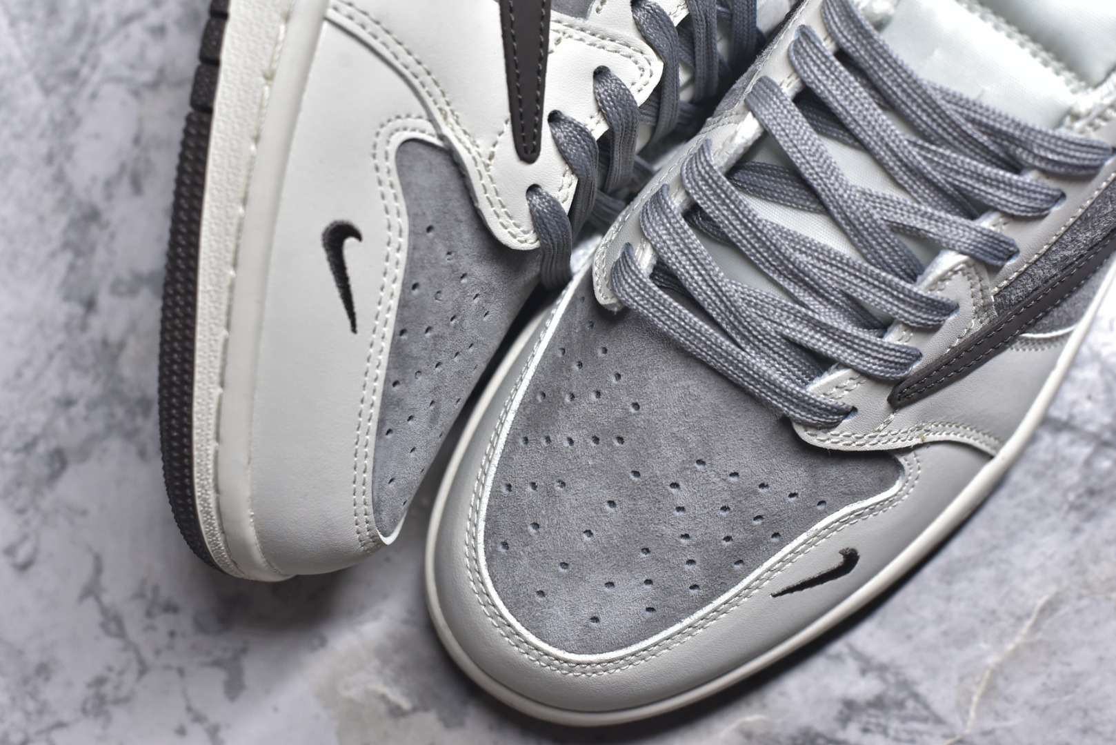 图片[8]-#海外爆款限量发售！Nike Jordan Air Jordan “ 北面三方联名——卡布奇诺” 高端定制 低帮 复古 减震 防滑 耐磨 篮球鞋 定制鞋盒 大厂纯原品质出货 超高清洁度 皮料切割干净无任何毛边 细节完美 货号：DM7866-127 尺码：36 36.5 37.5 38 38.5 39 40 40.5 41 42 42.5 43 44 44.5 45-选品中心