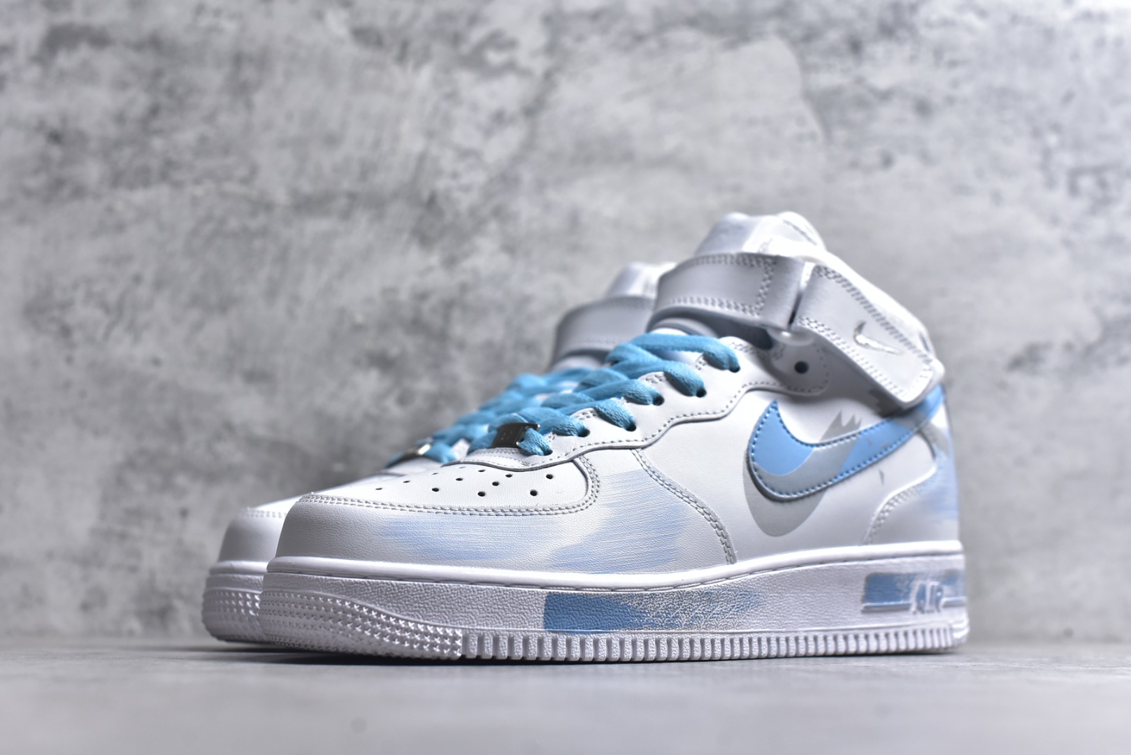 图片[2]-#官方爆款定制 二次元主题 Nike Air Force 1 Low’07 断勾 喷绘 空军一号中帮休闲板鞋 定制皮料 原厂3D打印 定制鞋盒 原楦原纸板 纯正空军版型 内置全掌气垫 货号：ZH0316-124 尺码：36 36.5 37.5 38 38.5 39 40 40.5 41 42 42.5 43 44 44.5 45-选品中心