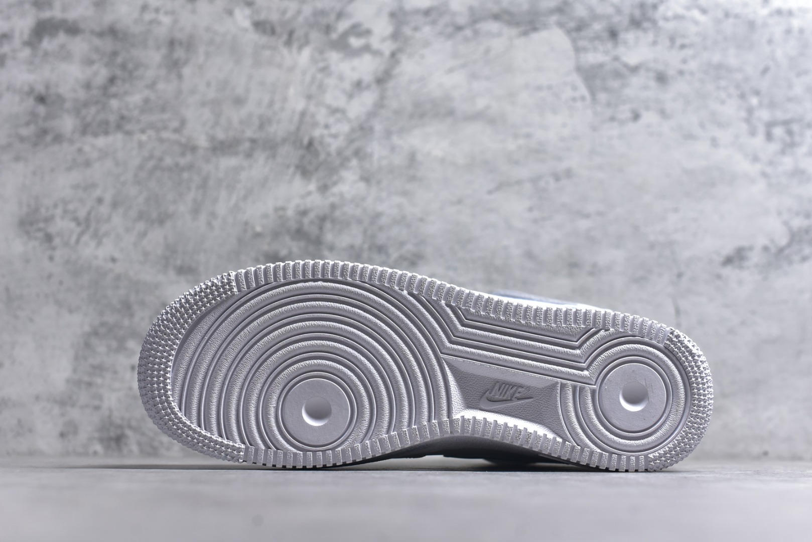 图片[6]-#官方爆款定制 二次元主题 Nike Air Force 1 Low’07 断勾 喷绘 空军一号中帮休闲板鞋 定制皮料 原厂3D打印 定制鞋盒 原楦原纸板 纯正空军版型 内置全掌气垫 货号：ZH0316-124 尺码：36 36.5 37.5 38 38.5 39 40 40.5 41 42 42.5 43 44 44.5 45-选品中心