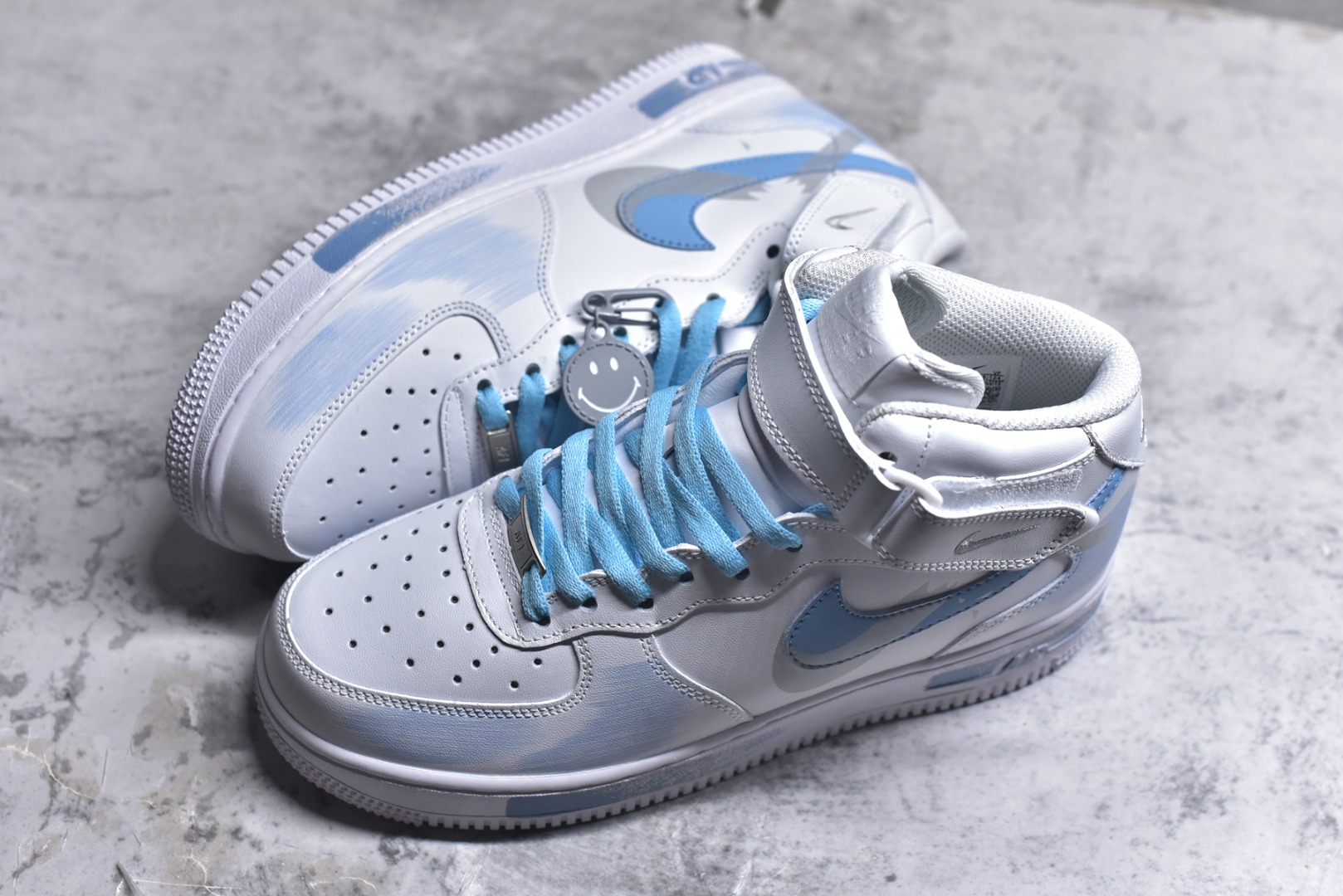 图片[7]-#官方爆款定制 二次元主题 Nike Air Force 1 Low’07 断勾 喷绘 空军一号中帮休闲板鞋 定制皮料 原厂3D打印 定制鞋盒 原楦原纸板 纯正空军版型 内置全掌气垫 货号：ZH0316-124 尺码：36 36.5 37.5 38 38.5 39 40 40.5 41 42 42.5 43 44 44.5 45-选品中心