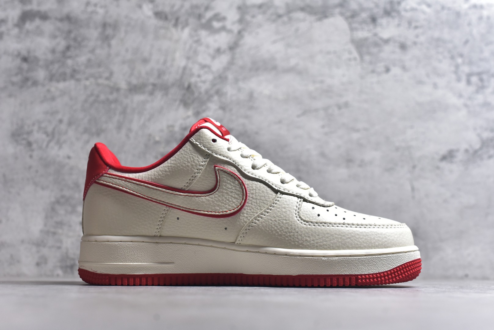 图片[3]-#海外限量发售！公司级NIke Air Force 1 \’07 Low “哪吒联名——魔丸”空军一号 低帮 运动鞋 休闲鞋 折边针车 工艺难度大 原楦头原纸板 原装鞋盒 定制五金配件 内置全掌气垫 原厂鞋底 货号：KK1988-059 尺码：36 36.5 37.5 38 38.5 39 40 40.5 41 42 42.5 43 44 44.5 45-选品中心