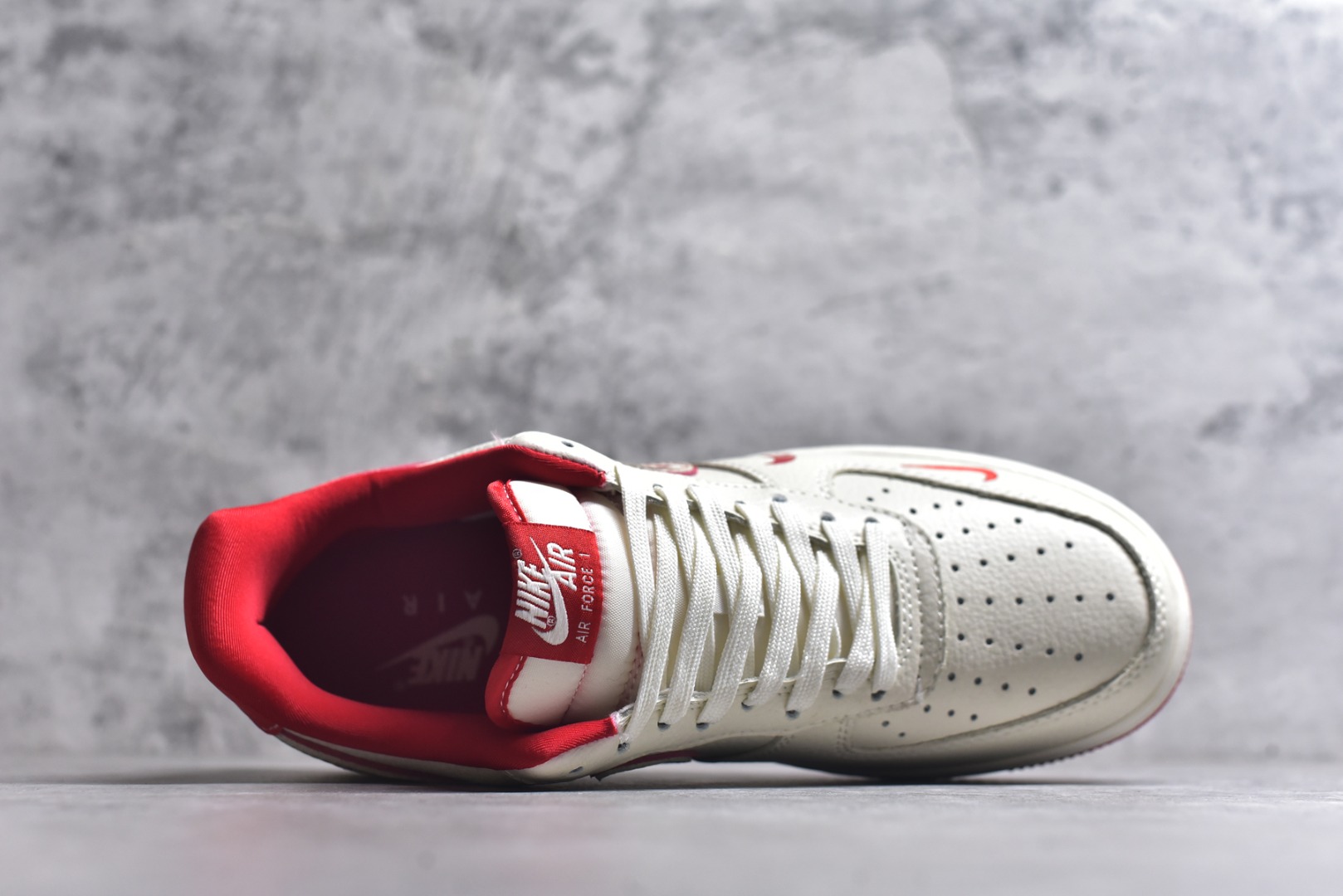 图片[4]-#海外限量发售！公司级NIke Air Force 1 \’07 Low “哪吒联名——魔丸”空军一号 低帮 运动鞋 休闲鞋 折边针车 工艺难度大 原楦头原纸板 原装鞋盒 定制五金配件 内置全掌气垫 原厂鞋底 货号：KK1988-059 尺码：36 36.5 37.5 38 38.5 39 40 40.5 41 42 42.5 43 44 44.5 45-选品中心