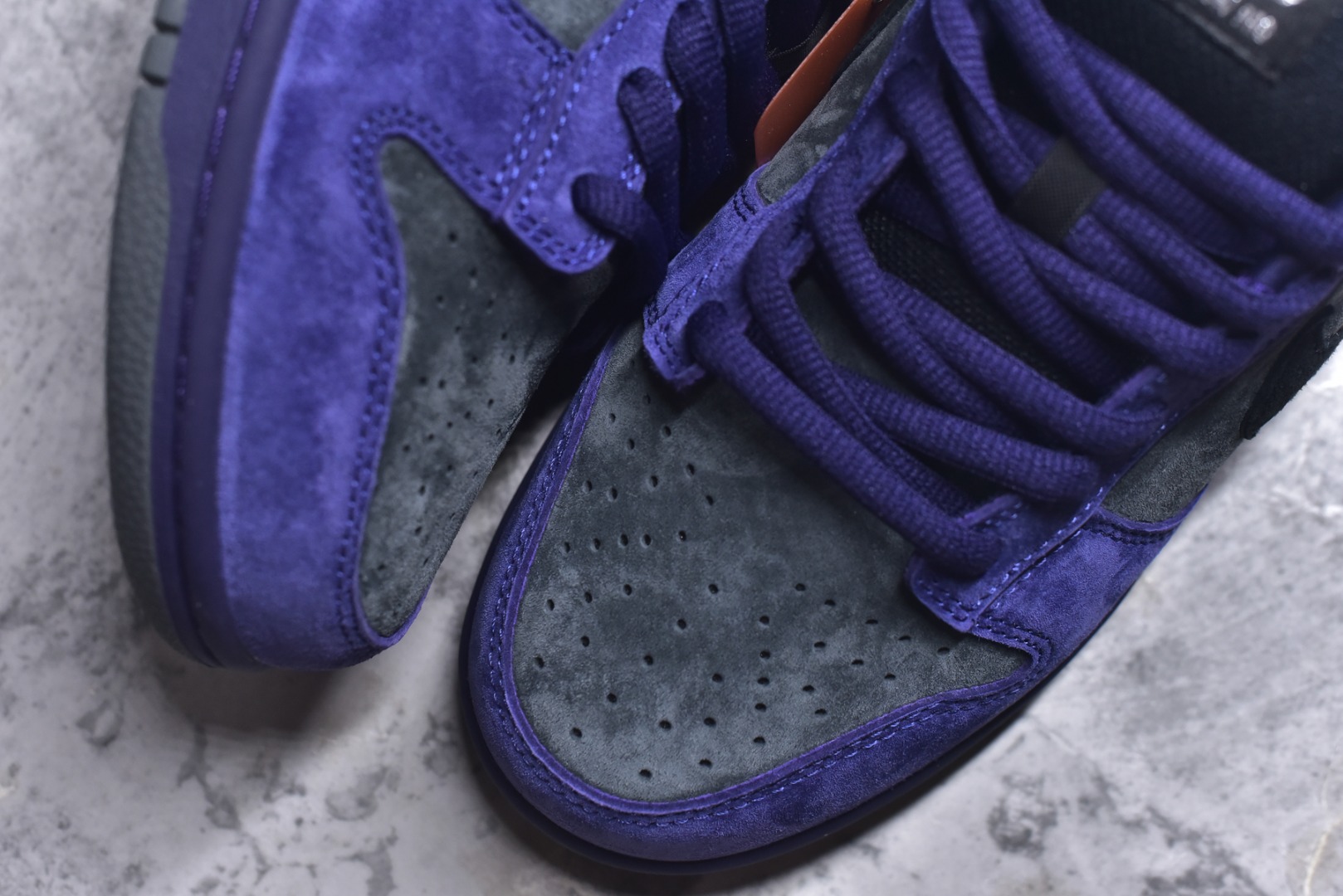 图片[8]-#Supreme x NK Dunk Low SUP 联名款 低帮休闲滑板鞋 国内DUNK大系列领域T0品质专业出品 原厂材料打造 原厂竖纹包装纸 鞋盒钢印可区别市面版本 平台外贸充Z 高端零售专供品质 货号：HQ8487-500 尺码：40-46-选品中心