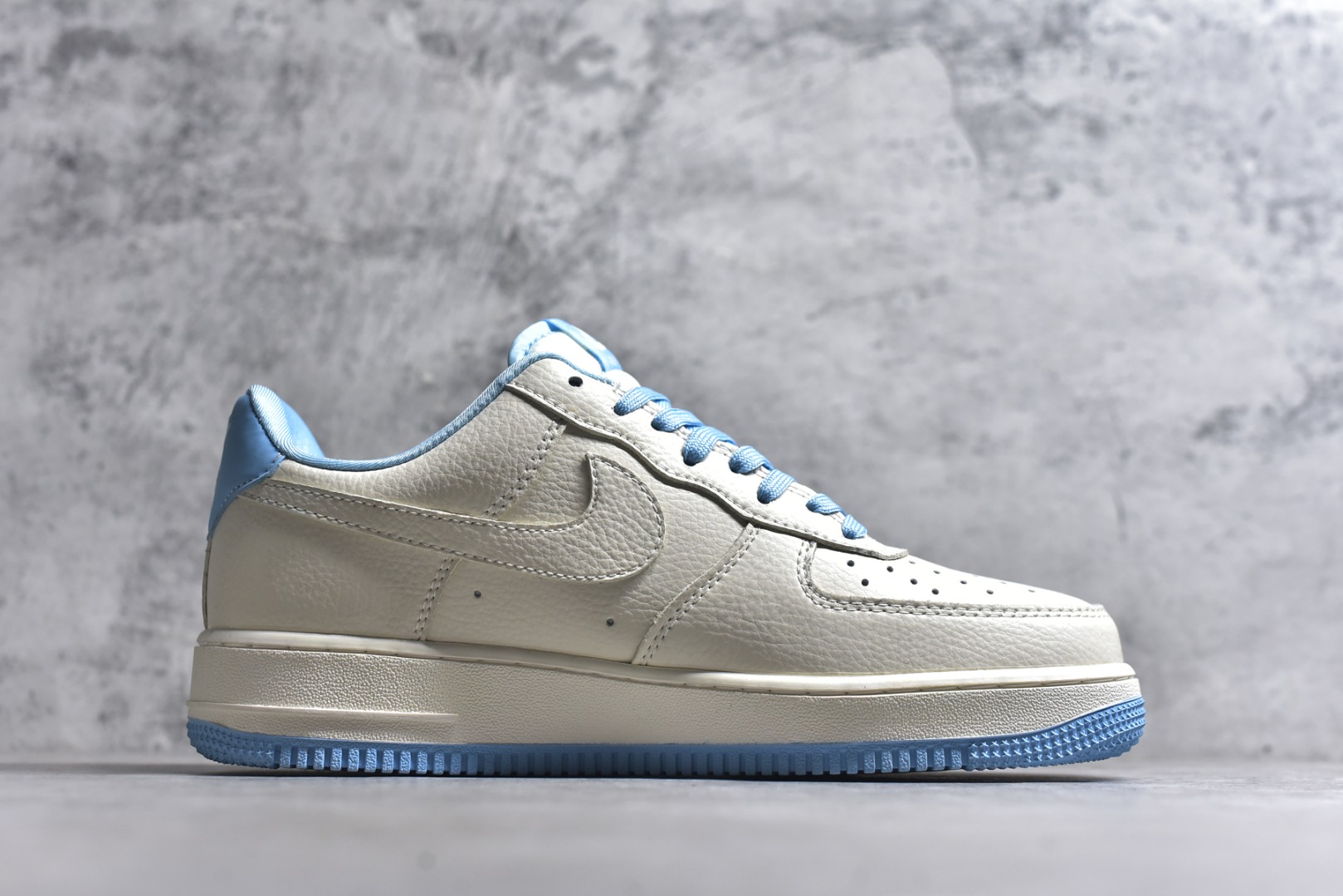 图片[3]-#海外限量发售！公司级NIke Air Force 1 \’07 Low “哪吒联名——灵珠”空军一号 低帮 运动鞋 休闲鞋 折边针车 工艺难度大 原楦头原纸板 原装鞋盒 定制五金配件 内置全掌气垫 原厂鞋底 货号：KK1988-060 尺码：36 36.5 37.5 38 38.5 39 40 40.5 41 42 42.5 43 44 44.5 45-选品中心
