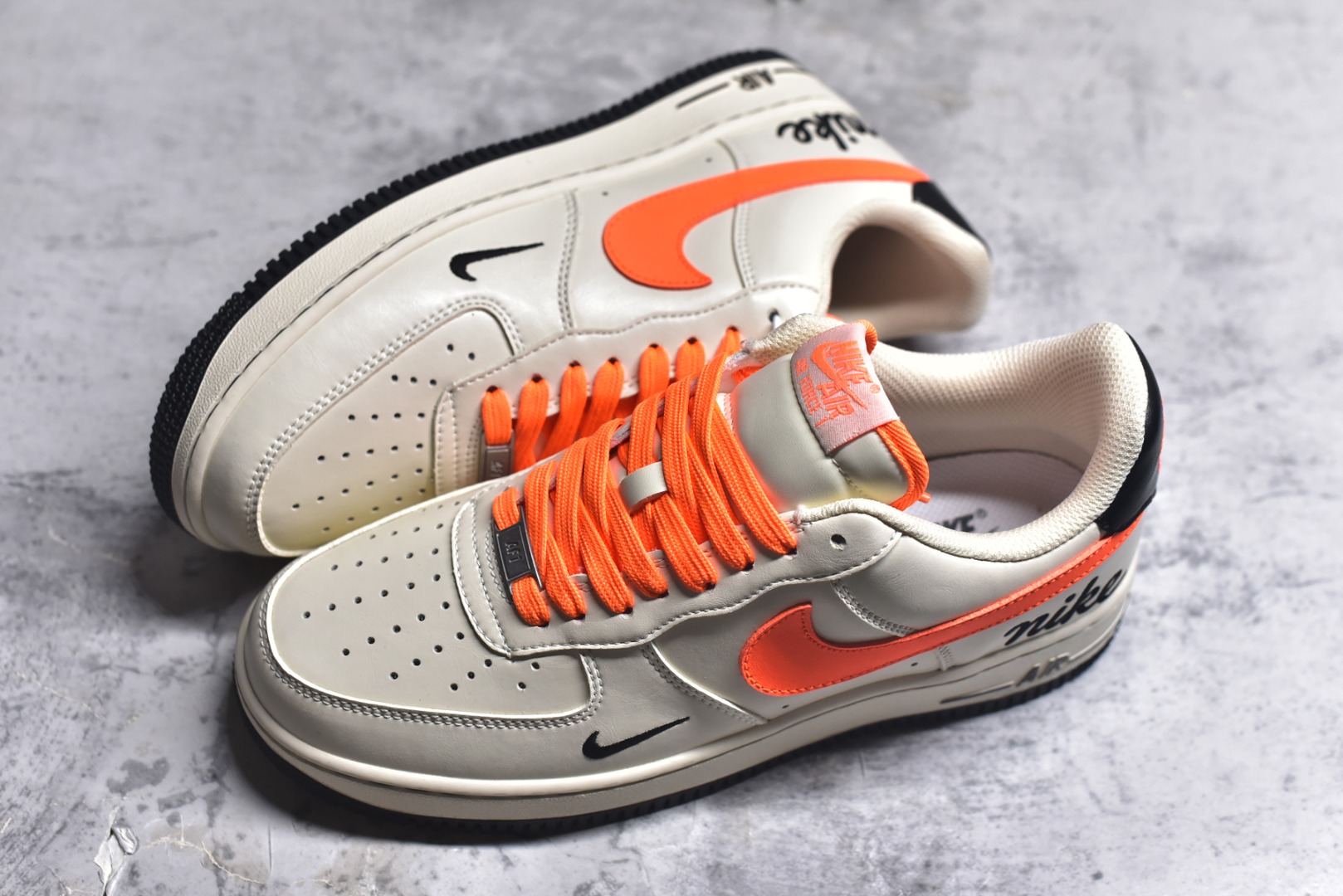 图片[7]-#海外限量发售！公司级NIke Air Force 1 \’07 Low 米白艳橙 空军一号低帮 运动鞋 休闲鞋 折边针车 工艺难度大 原楦头原纸板 高端定制鞋盒 原厂鞋底 超高清洁度 细节完美 货号：NH0601-582 尺码：36 36.5 37.5 38 38.5 39 40 40.5 41 42 42.5 43 44 44.5 45-选品中心