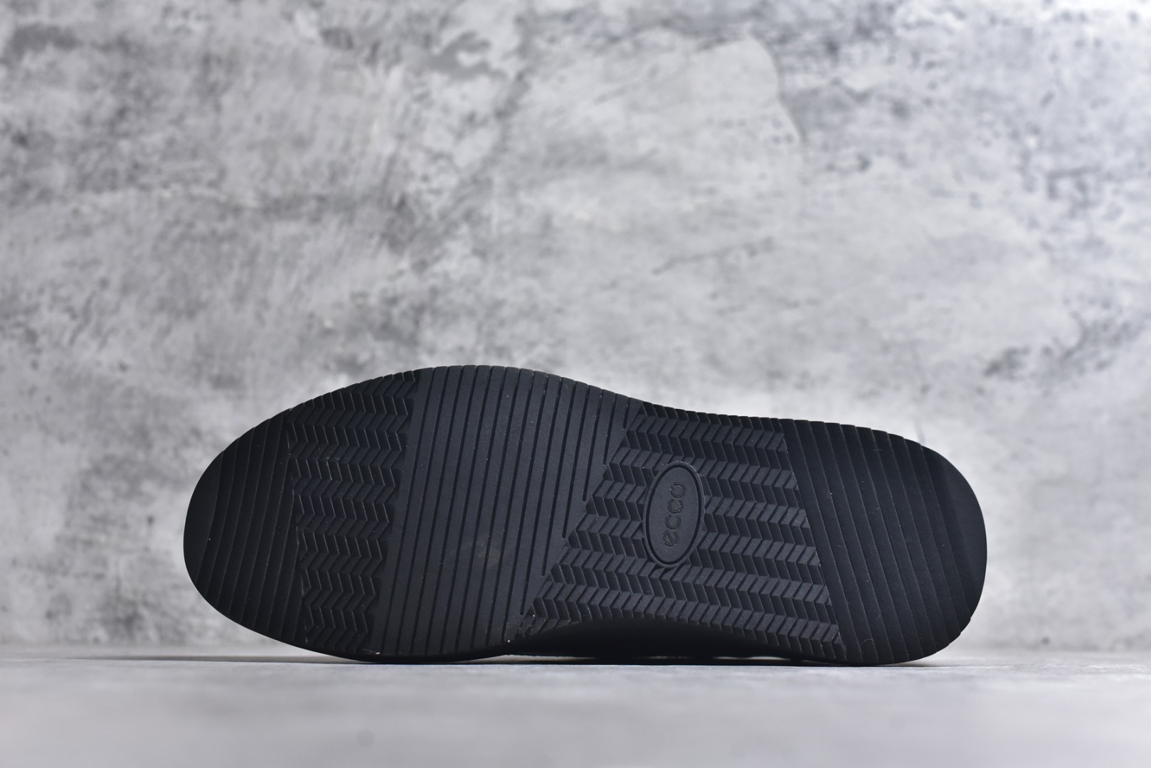 图片[6]-#Ecco 爱步 正装休闲系列男士套脚鞋 #版型简约大气耐看 精选头层小牛皮 皮面超软 纹理清晰 细腻 质感强 穿着舒适 档次高 便捷鞋带 套脚即穿 橡胶软底 天然橡胶 抗震防滑 耐磨耐折 轻便舒适 车线加固 软底软面 脚感一流真材实料 免检品质 质量保证 货号：583208-01003 尺码：38 39 40 41 42 43 44 皮鞋码-选品中心