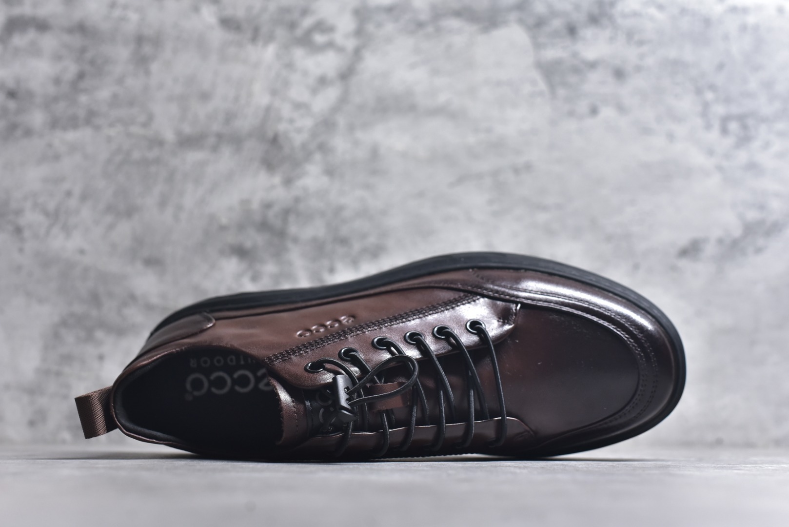 图片[4]-#Ecco 爱步 正装休闲系列男士套脚鞋 #版型简约大气耐看 精选头层小牛皮 皮面超软 纹理清晰 细腻 质感强 穿着舒适 档次高 便捷鞋带 套脚即穿 橡胶软底 天然橡胶 抗震防滑 耐磨耐折 轻便舒适 车线加固 软底软面 脚感一流真材实料 免检品质 质量保证 货号：583208-01003 尺码：38 39 40 41 42 43 44 皮鞋码-选品中心