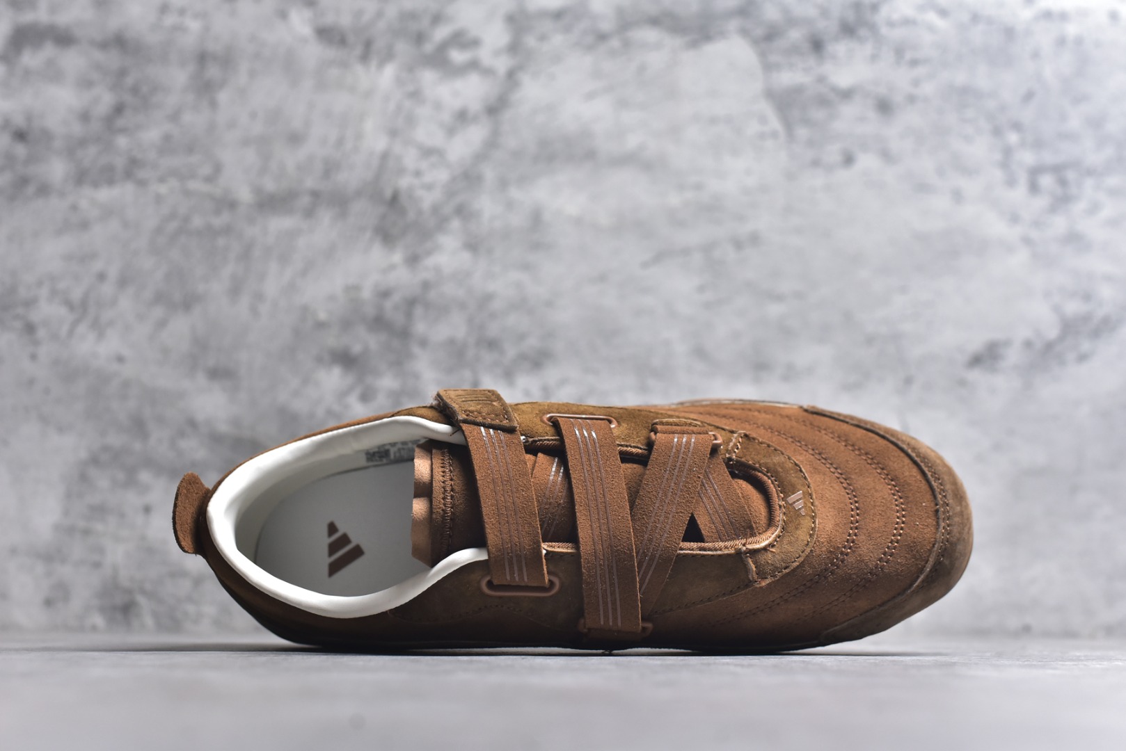 图片[4]-#阿迪达斯Adidas Urban Reverie 阿迪舒适时尚魔术贴防滑耐磨生活休闲鞋 KJ4034 #原厂原数据版型 皮料切割干净无任何毛边 鞋型细节完美 超高清洁度 尺码：35.5 36 36.5 37 38 38.5 39 40-选品中心