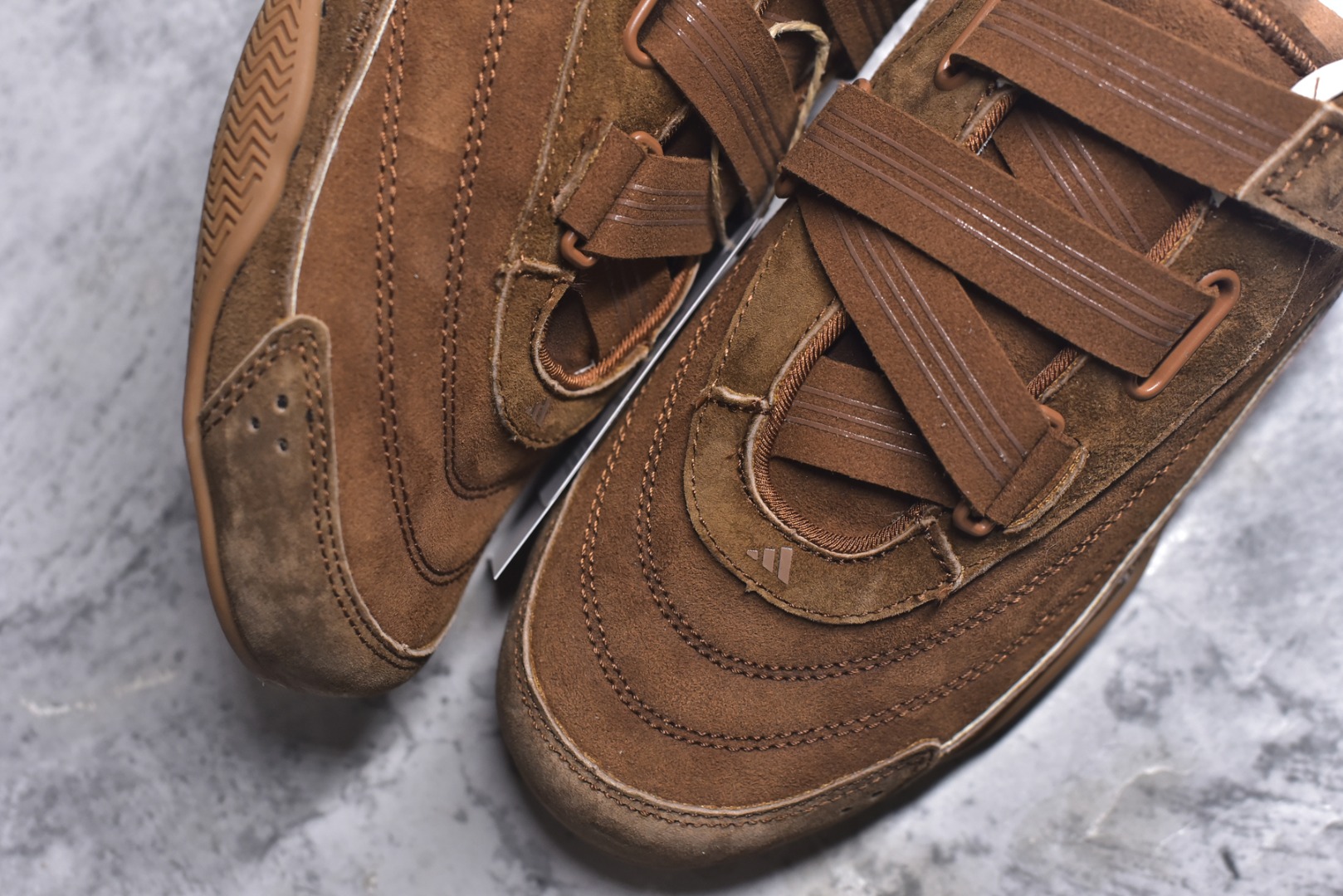 图片[8]-#阿迪达斯Adidas Urban Reverie 阿迪舒适时尚魔术贴防滑耐磨生活休闲鞋 KJ4034 #原厂原数据版型 皮料切割干净无任何毛边 鞋型细节完美 超高清洁度 尺码：35.5 36 36.5 37 38 38.5 39 40-选品中心