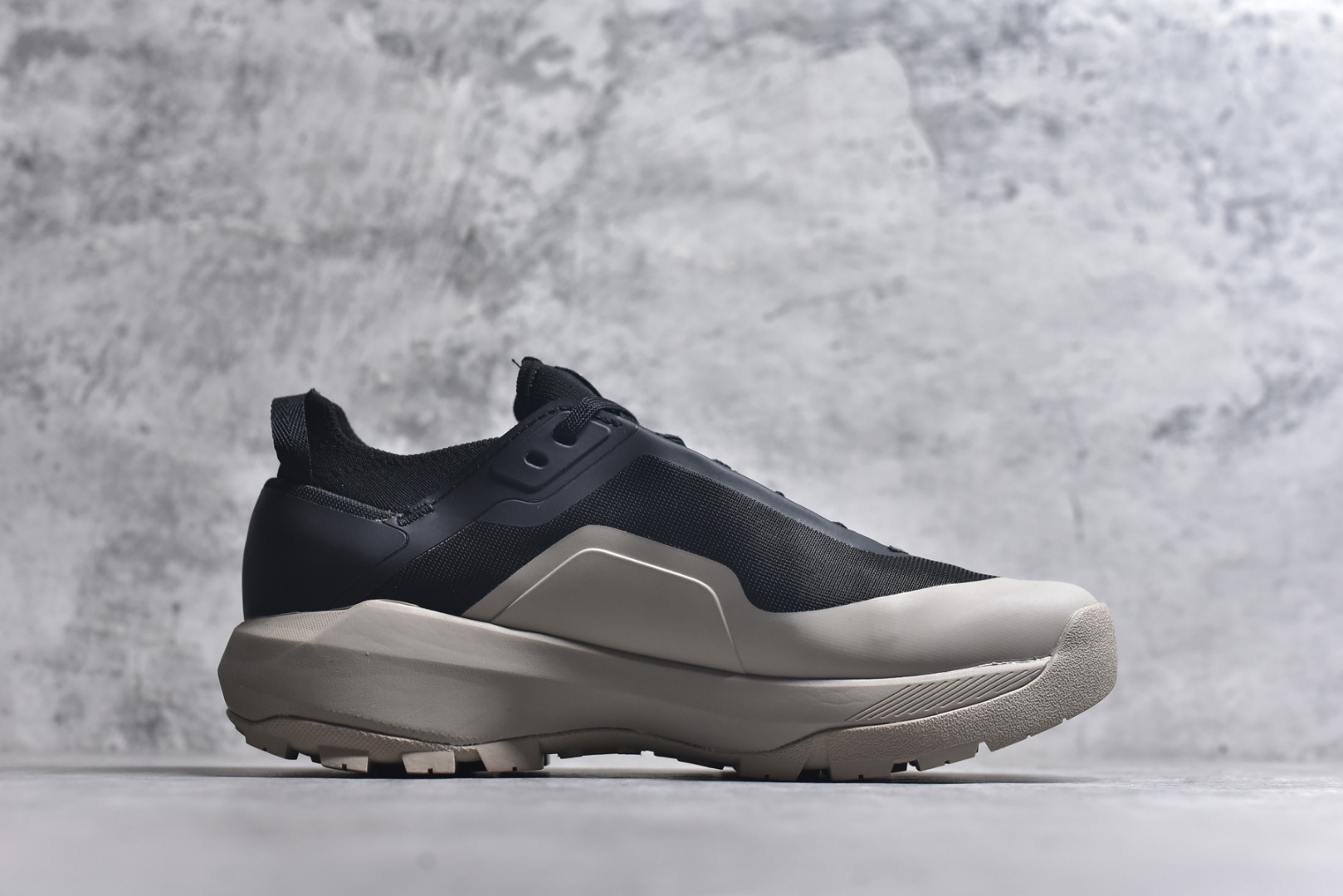 图片[3]-#Arcteryx Vertex Alpine 始祖鸟系列长距离越野登山徒步户外防水多功能运动跑鞋 独家原底面配置 全套原厂生产指令 内外盒标包装纸鞋带配件均同步公司 公司一样的东西 放心开冲 外贸 零售 裸鞋 渠道货 随意操作 承诺半个月内开胶直接换新 尺码：36-45-选品中心