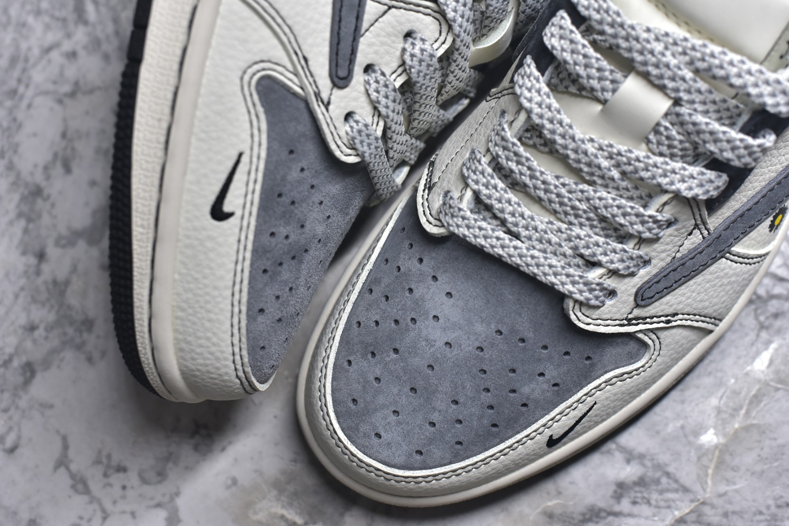 图片[8]-#海外爆款限量发售！ Travis Scott x Jordan 1 Low “权志龙联名——雏菊米灰黑” 高端定制 乔丹倒勾低帮休闲板鞋 大厂纯原品质出货 纯正版型 定制鞋盒 皮料切割干净无任何毛边 细节完美 超高清洁度 货号：QW5088-208 尺码：36 36.5 37.5 38 38.5 39 40 40.5 41 42 42.5 43 44 44.5 45-选品中心