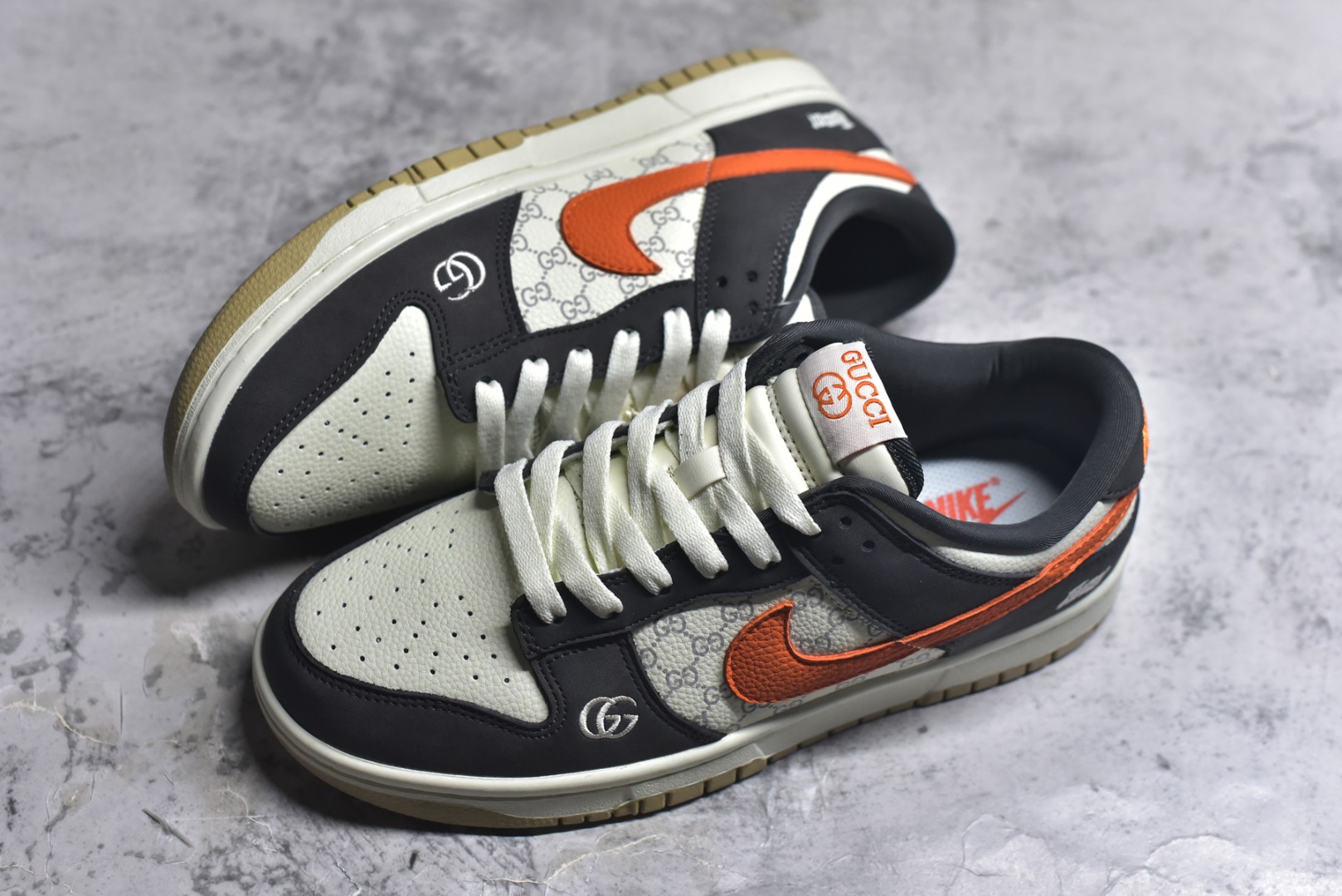 图片[7]-#Nike SB Dunk Low“GUCCI联名——白灰桔” 高端定制 低帮休闲板鞋 定制鞋盒 Ortholite鞋垫透气防臭 大厂纯原品质出货 超高清洁度 皮料切割干净无任何毛边 细节完美 货号：YF9511-923 尺码：36 36.5 37.5 38 38.5 39 40 40.5 41 42 42.5 43 44 44.5 45-选品中心