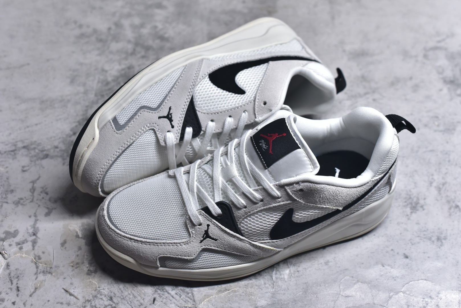 图片[7]-#Jordan CMFT Era 时尚舒适 耐磨 低帮 复古篮球鞋 实拍调校N版已经零色差零失真 百分百还原实物色彩所见即所得 不存在货不对板色差等低级问题 选购参考实物拍摄 不混卖不参货 只用心做好货严格选品 承诺混一赔十 尺码：36 36.5 37.5 38 38.5 39 40 40.5 41 42 42.5 43 44 44.5 45-选品中心