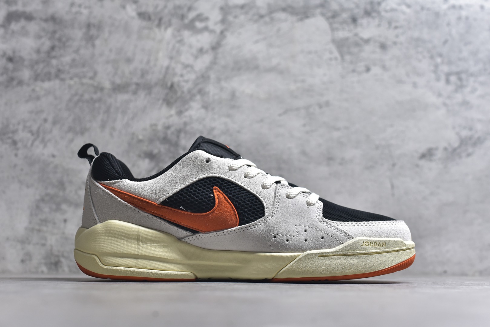 图片[3]-#Jordan CMFT Era 时尚舒适 耐磨 低帮 复古篮球鞋 实拍调校N版已经零色差零失真 百分百还原实物色彩所见即所得 不存在货不对板色差等低级问题 选购参考实物拍摄 不混卖不参货 只用心做好货严格选品 承诺混一赔十 尺码：36 36.5 37.5 38 38.5 39 40 40.5 41 42 42.5 43 44 44.5 45-选品中心