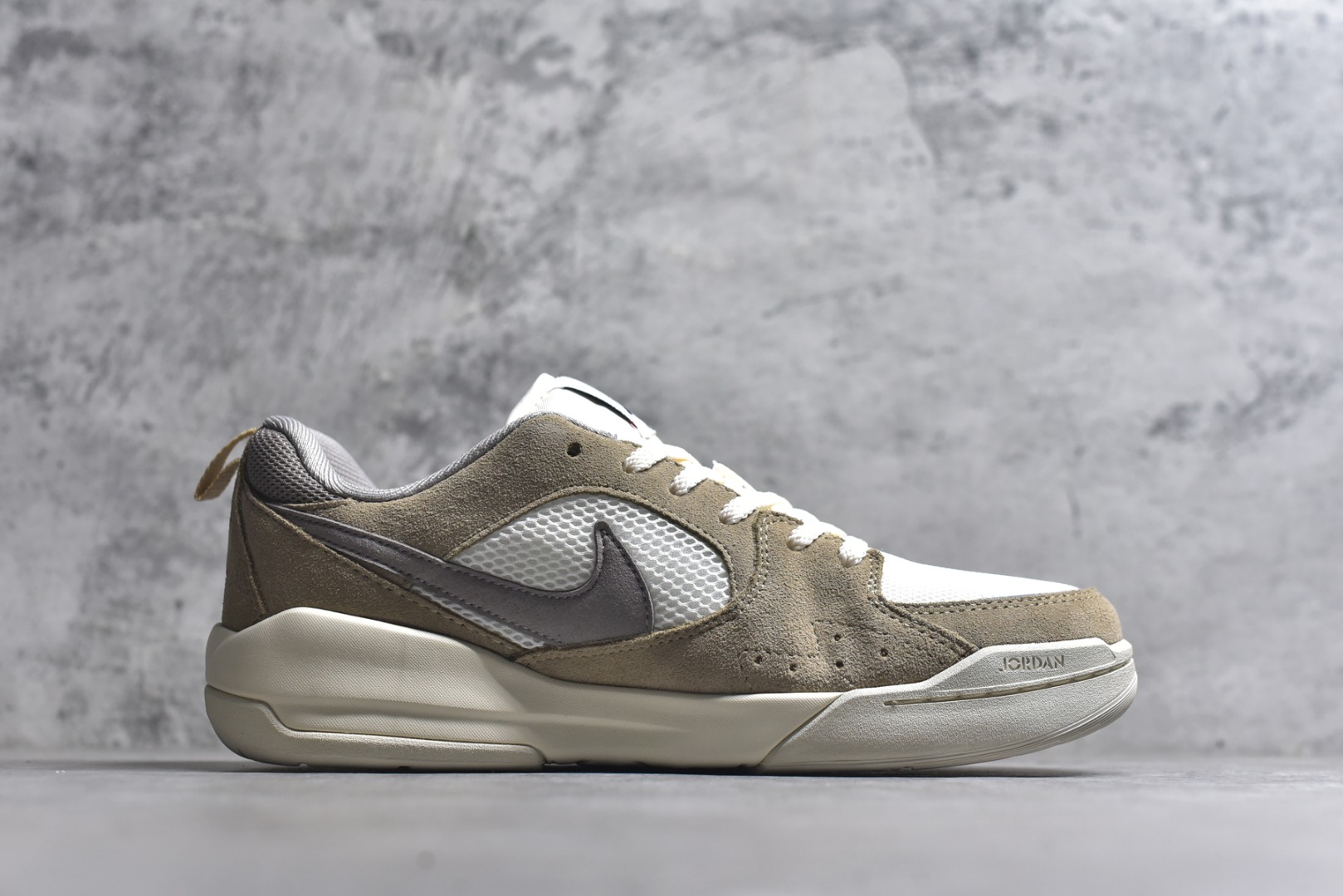 图片[3]-#Jordan CMFT Era 时尚舒适 耐磨 低帮 复古篮球鞋 实拍调校N版已经零色差零失真 百分百还原实物色彩所见即所得 不存在货不对板色差等低级问题 选购参考实物拍摄 不混卖不参货 只用心做好货严格选品 承诺混一赔十 尺码：36 36.5 37.5 38 38.5 39 40 40.5 41 42 42.5 43 44 44.5 45-选品中心