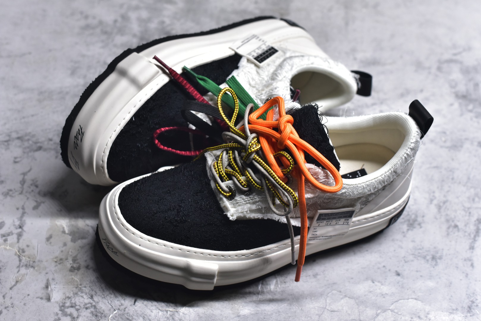 图片[7]-#VESSEL x Snowflake 吴建豪联名 雪花酥厚底增高休闲板鞋 Whihe #5cm隐形厚底暗藏心机，显高显腿长，3M反光条暗藏Sneakerhead彩蛋，夜行自带Focus光效，软糯奶霜包裹鞋身，温柔狙击少女心 尺码：35 36 37 38 39 40 41 42 43 44 45-选品中心